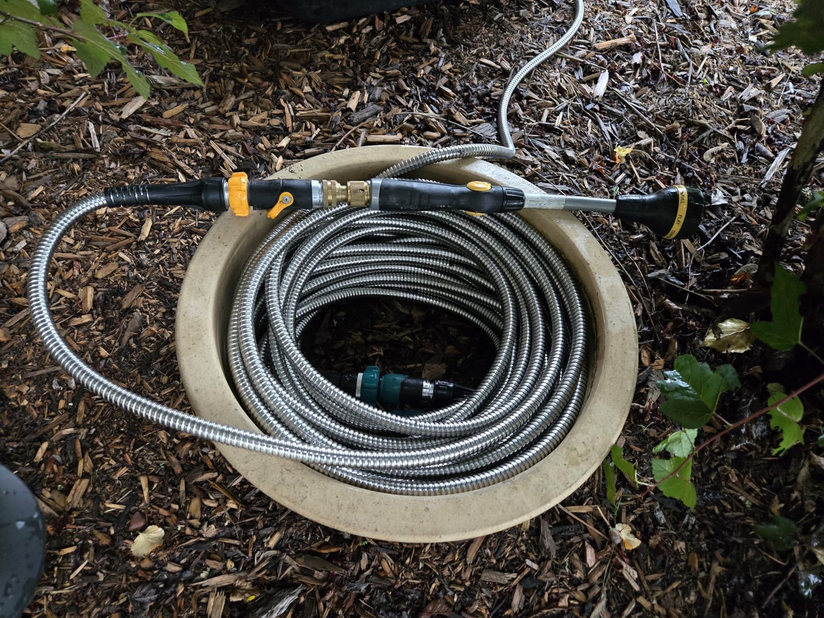 BIONIC STEEL 50 Ft Metal Garden Hose with Sprayer Nozzle, Non Kinking Designed Stainless Steel Heavy Duty Water Hose 50Ft x 5/8 in. Ultra Flexible NON Expandable for Uninterrupted Water Flow, 500 PSI customer photo 2
