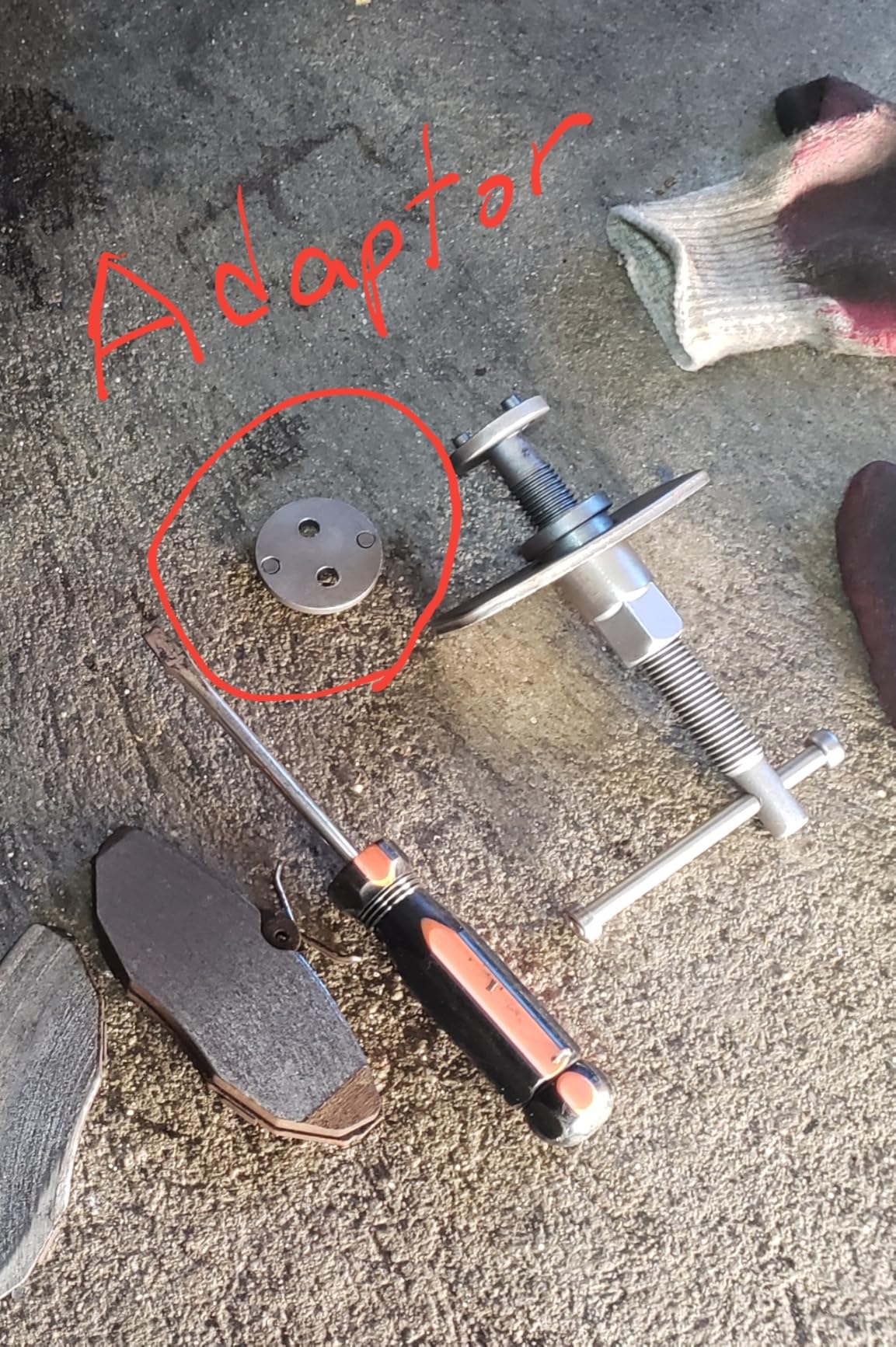 DASBET 24pcs Heavy Duty Disc Brake Caliper Tool Set Disc Brake Caliper Compressor Wind Back Tool Brake Spreading Tools (Red, 24pcs) customer photo 2