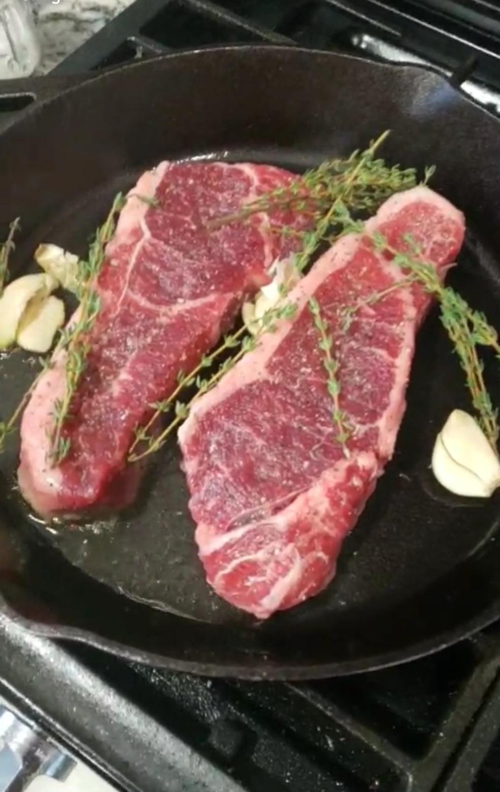 Lodge Seasoned Cast Iron 3 Skillet Bundle. 12 Inches and 10.25 Inches with 8 Inch Set of 3 Cast Iron Frying Pans customer photo 1