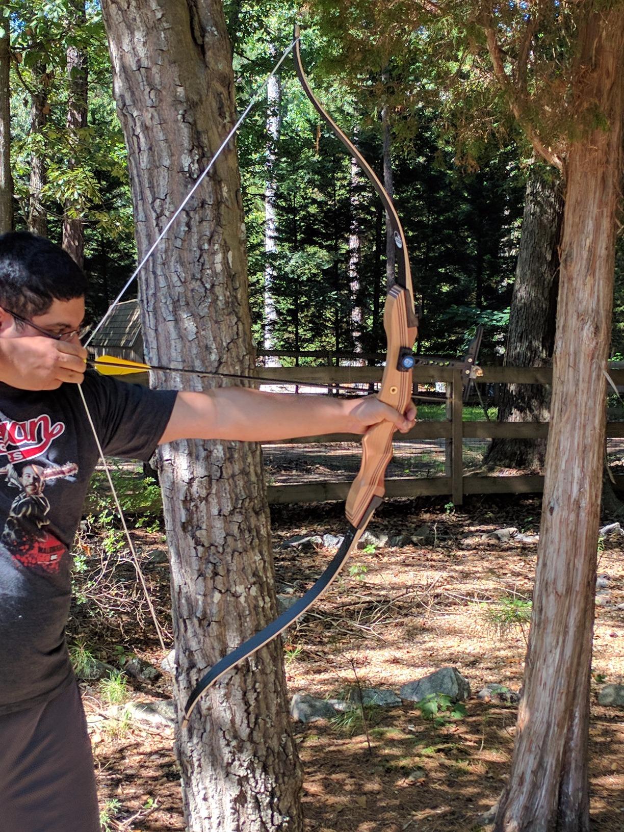 KESHES Takedown Recurve Bow and Arrow Set for Adults & Teens 62