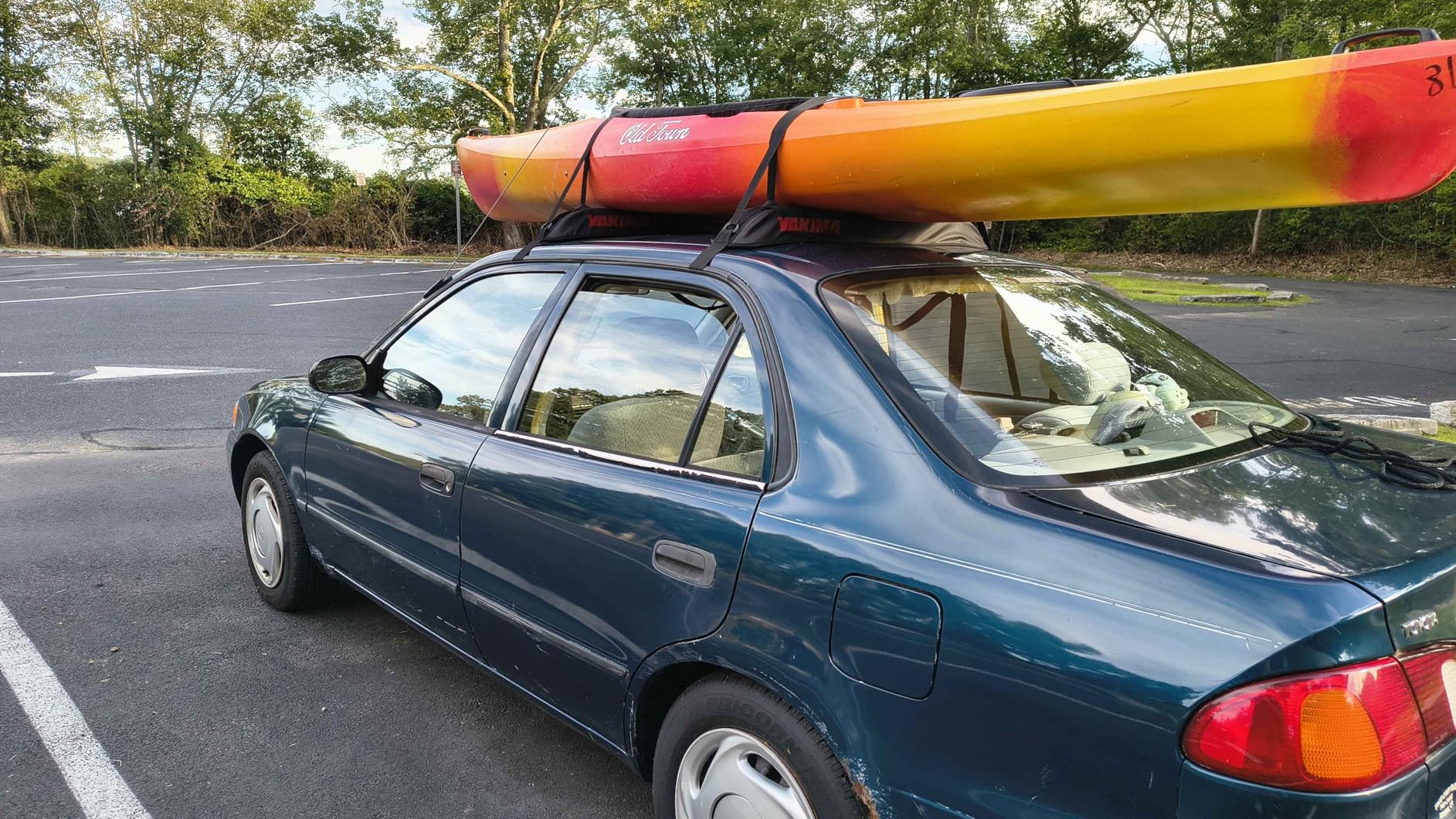 Yakima EasyTop Temporary Roof Rack with Heavy Duty Straps, Double Latching Buckle, and Tie Down Rope for Boats, Skis, and Snowboards, Black customer photo 1