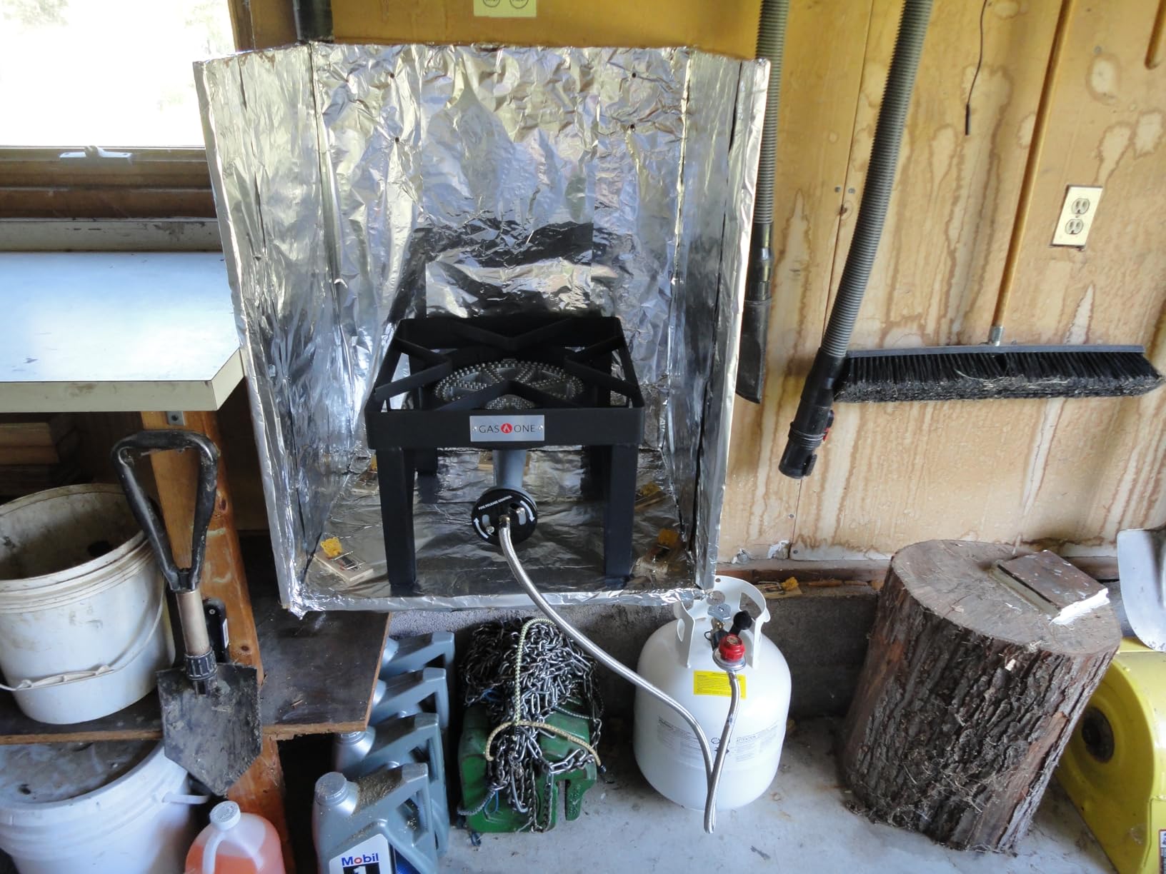 GasOne 200K BTU Propane Burner - Heavy-Duty Propane Stove - Outdoor Burner with Adjustable 0-20Psi Regulator and Steel Braided Hose - Ideal for Home Brewing, Turkey Fry customer photo 1