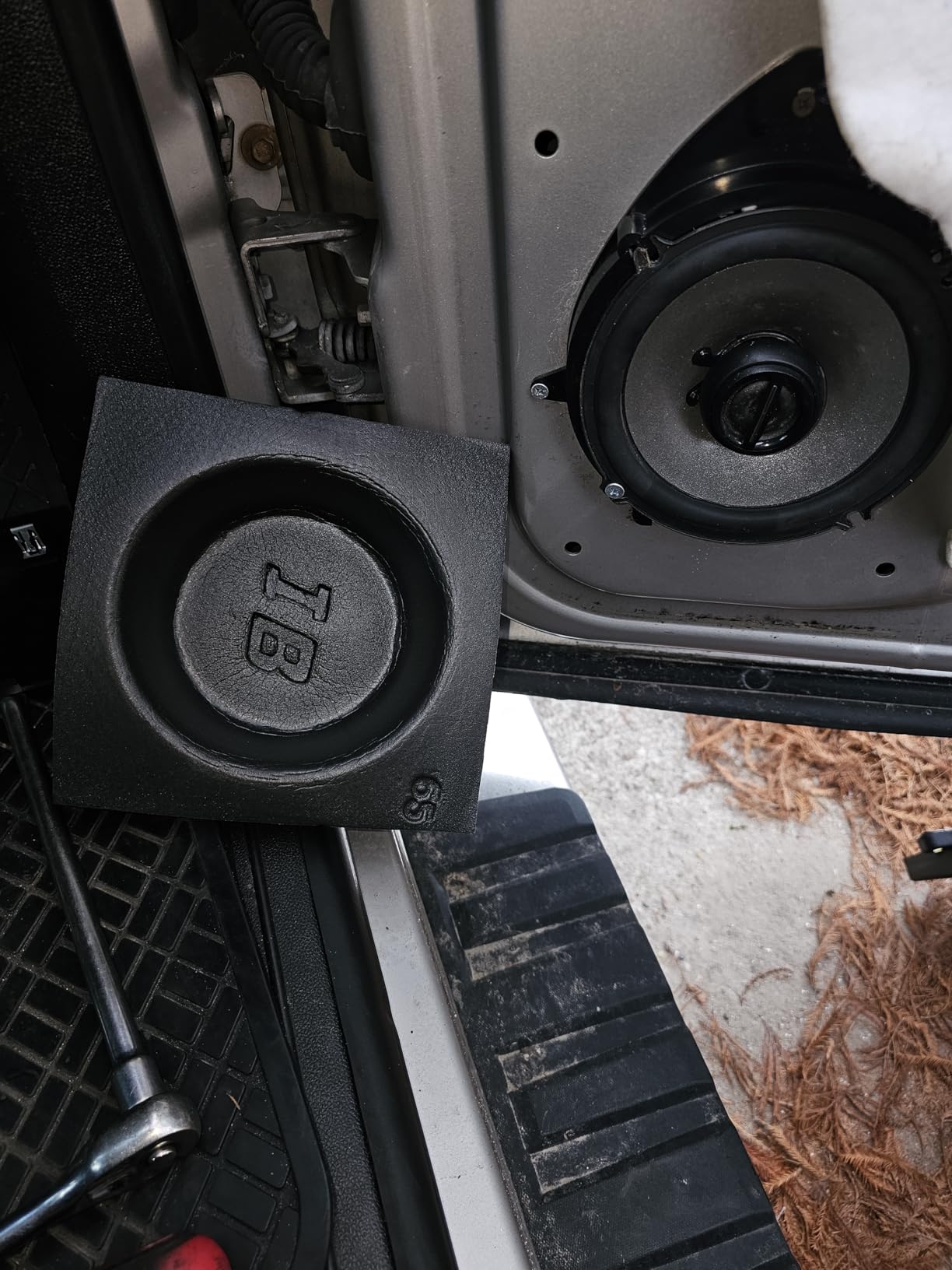 Install Bay Acoustic Speaker Baffles 6.5 Inch - Pair customer photo 2