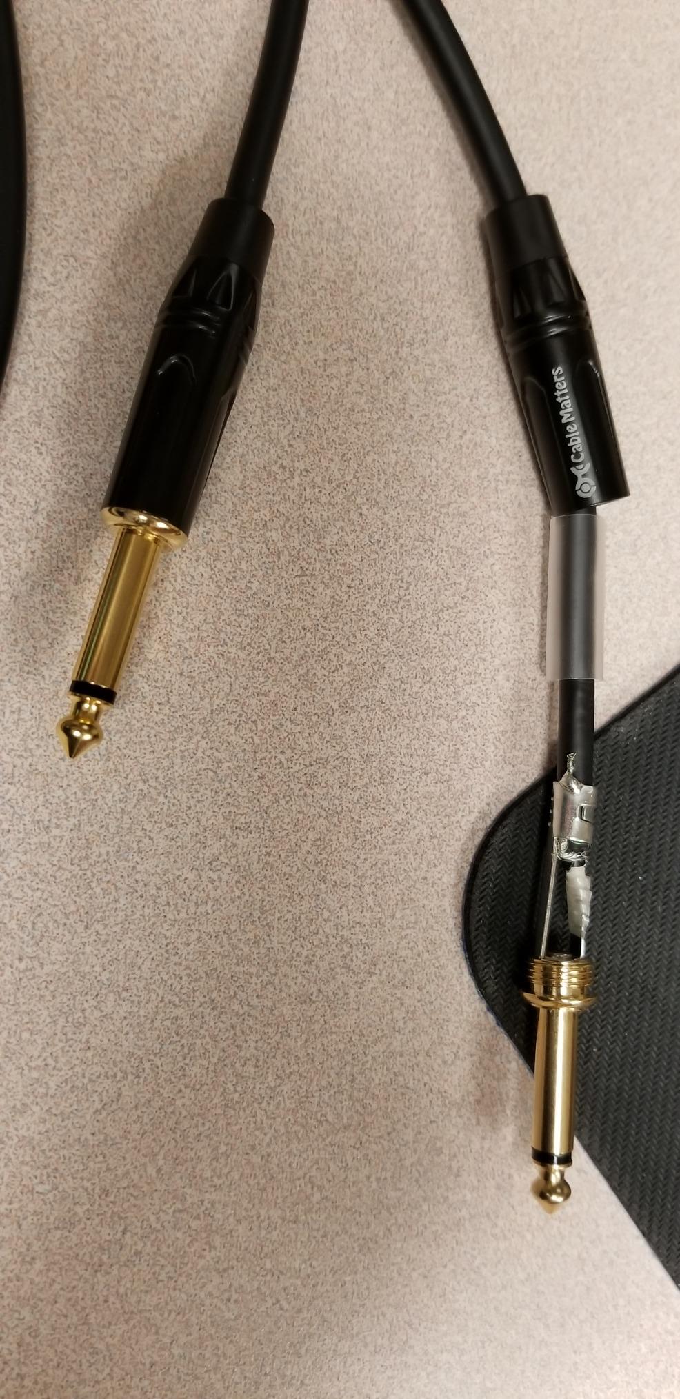 Cable Matters 2-Pack 1/4 Inch TS to TS Electric Guitar Cable - 10ft, Guitar Amp Cord, Instrument Cable for ElectricGuitar, Mandolin, Bass AMP, Keyboard, Mixer, Equalizer customer photo 2
