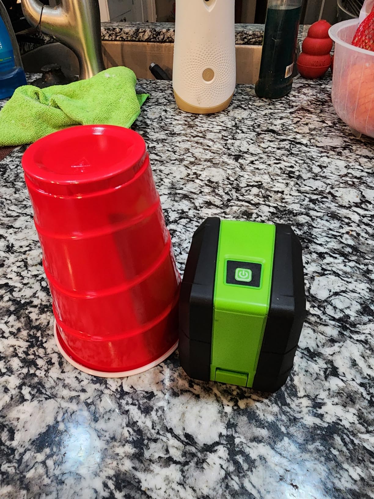 Huepar Laser Level, 100Ft Self Leveling Green Cross Line Laser for Picture Hanging, Tile, Decoration & DIY Construction customer photo 2