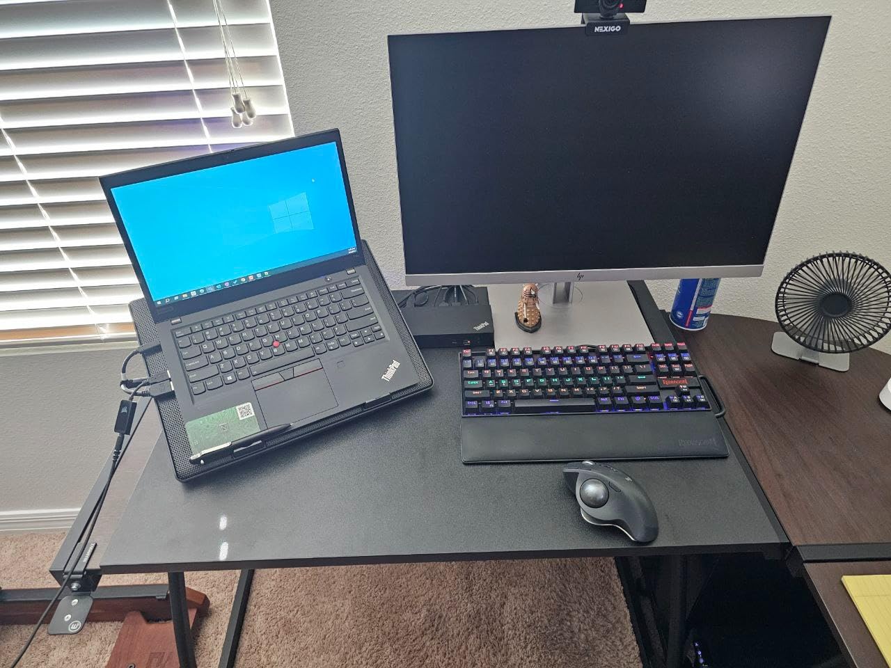 Mount-It! Standing Desk Converter 32