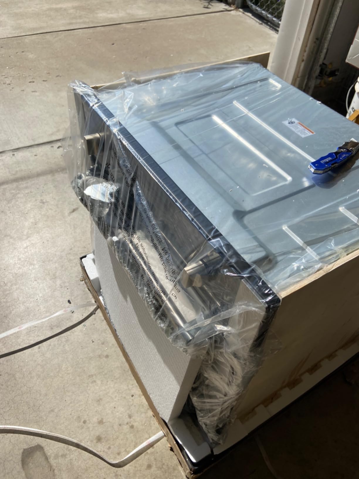 Magic Chef MCSWOE24S Electric 24