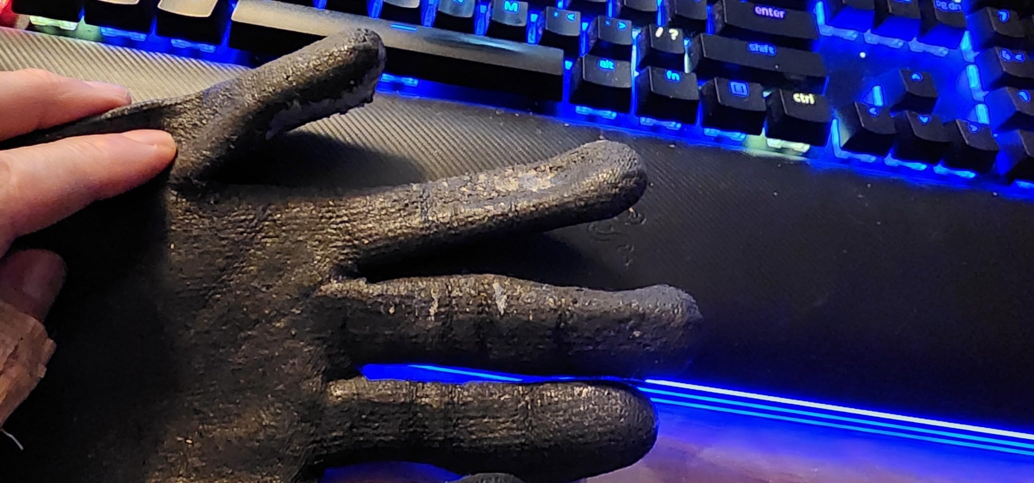 DEX FIT Level 5 Cut Resistant Gloves Cru553, 3D-Comfort Fit, Firm Grip, Thin & Lightweight, Touch-Screen Compatible, Durable, Breathable & Cool, Machine Washable; Grey L (9) 1 Pair customer photo 1