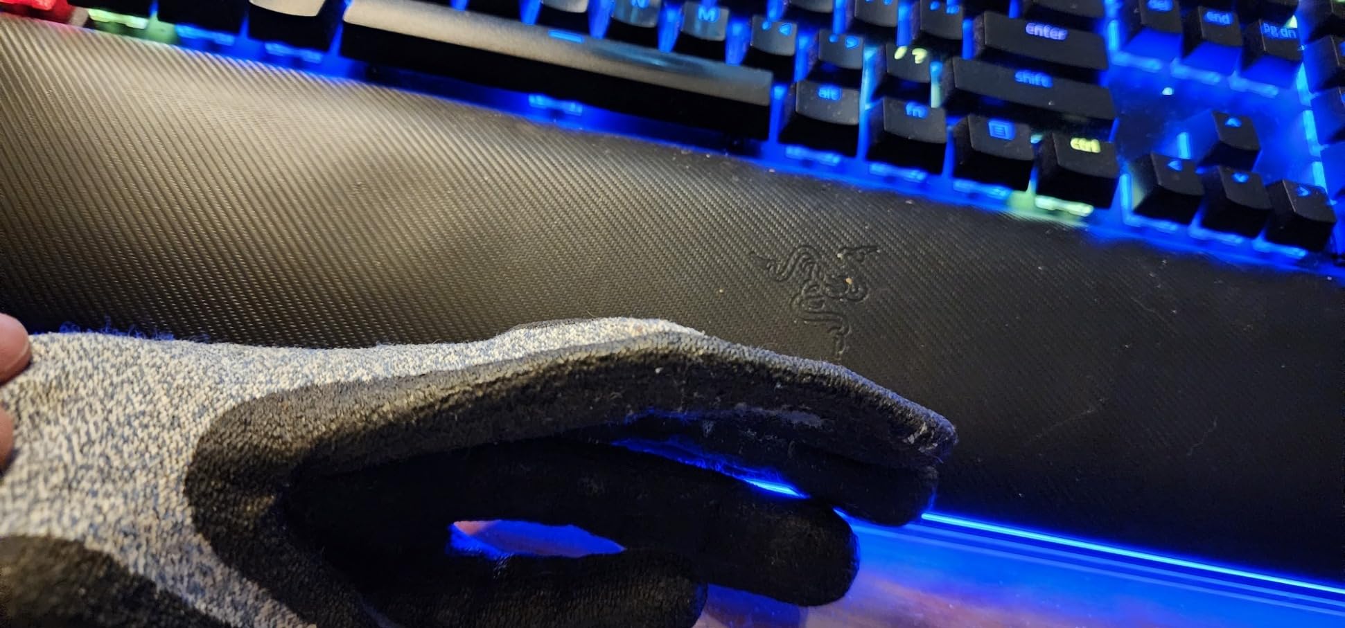 DEX FIT Level 5 Cut Resistant Gloves Cru553, 3D-Comfort Fit, Firm Grip, Thin & Lightweight, Touch-Screen Compatible, Durable, Breathable & Cool, Machine Washable; Grey L (9) 1 Pair customer photo 2