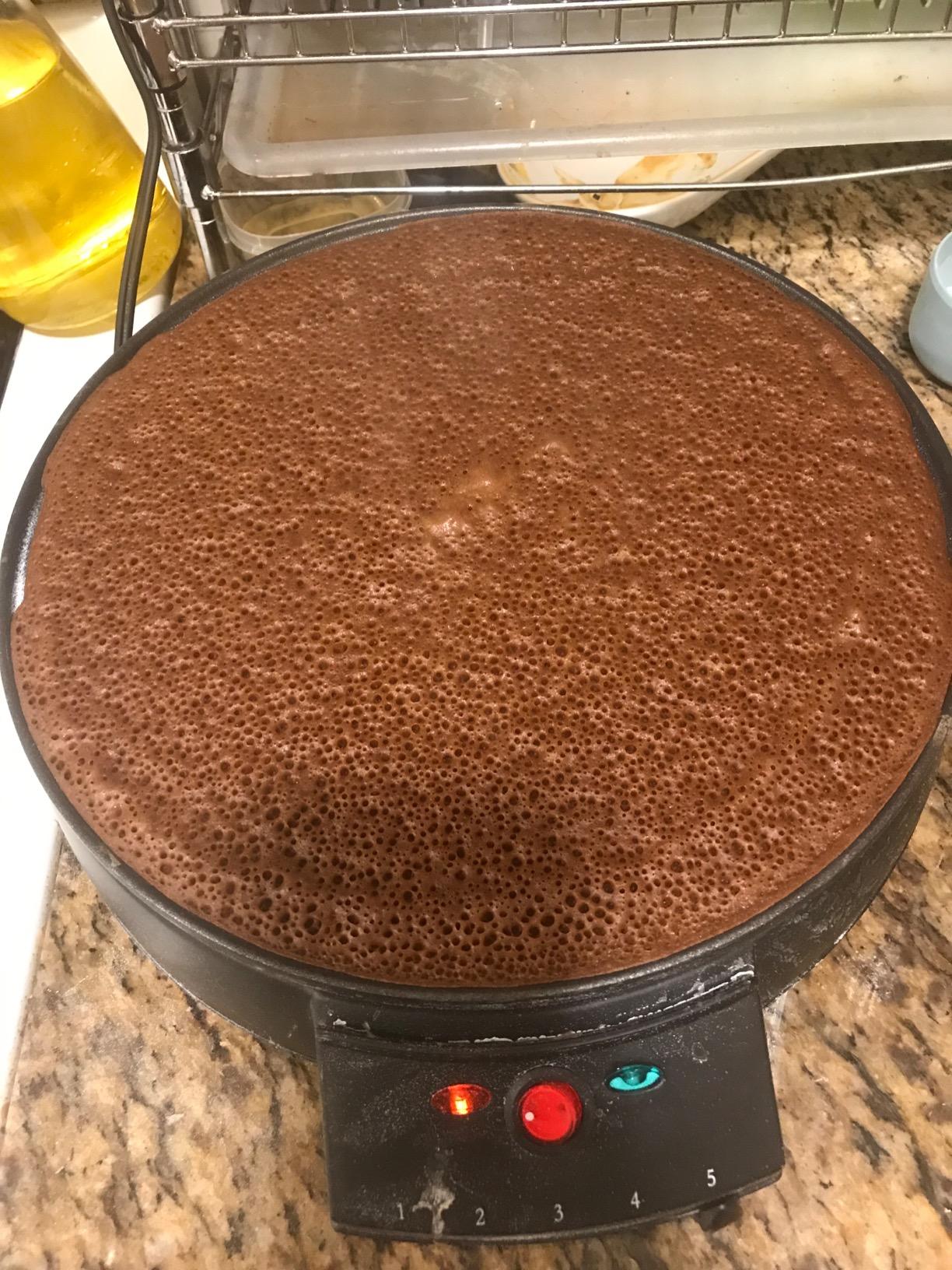 Elite Gourmet ECP-126 Electric Crepe Maker, Pancake, Hot Cakes and Non-stick Griddle with Spreader, Spatula and Recipes, 12