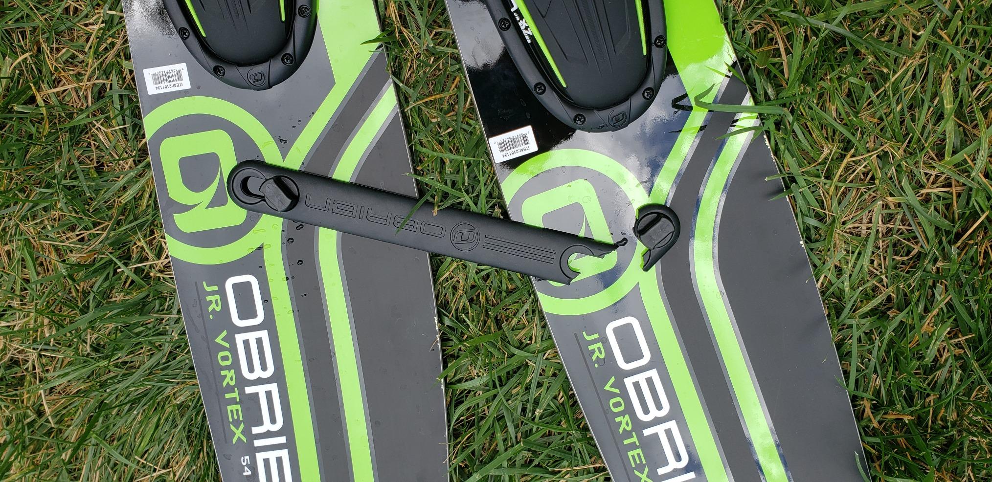 O'Brien Jr. Vortex Combo Water Skis with X7 Bindings, 54