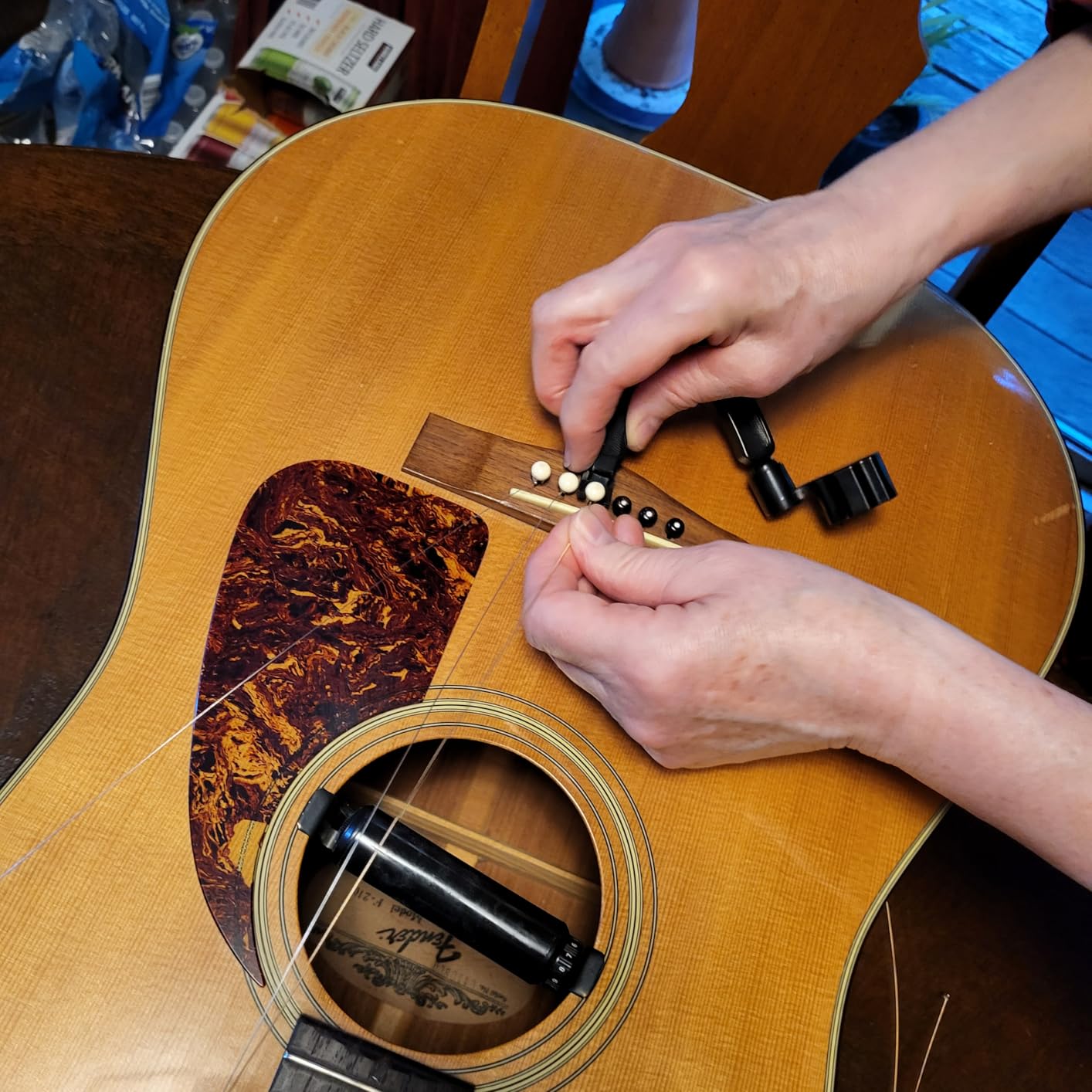 Professional Guitar String Winder Cutter and Bridge Pin Puller, Guitar Repair Tool Functional 3 in 1 (Black) customer photo 1