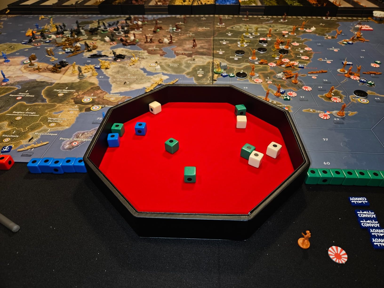 11.5 Inch Octagon Dice Rolling Tray PU Leather and Velvet (Red) customer photo 1