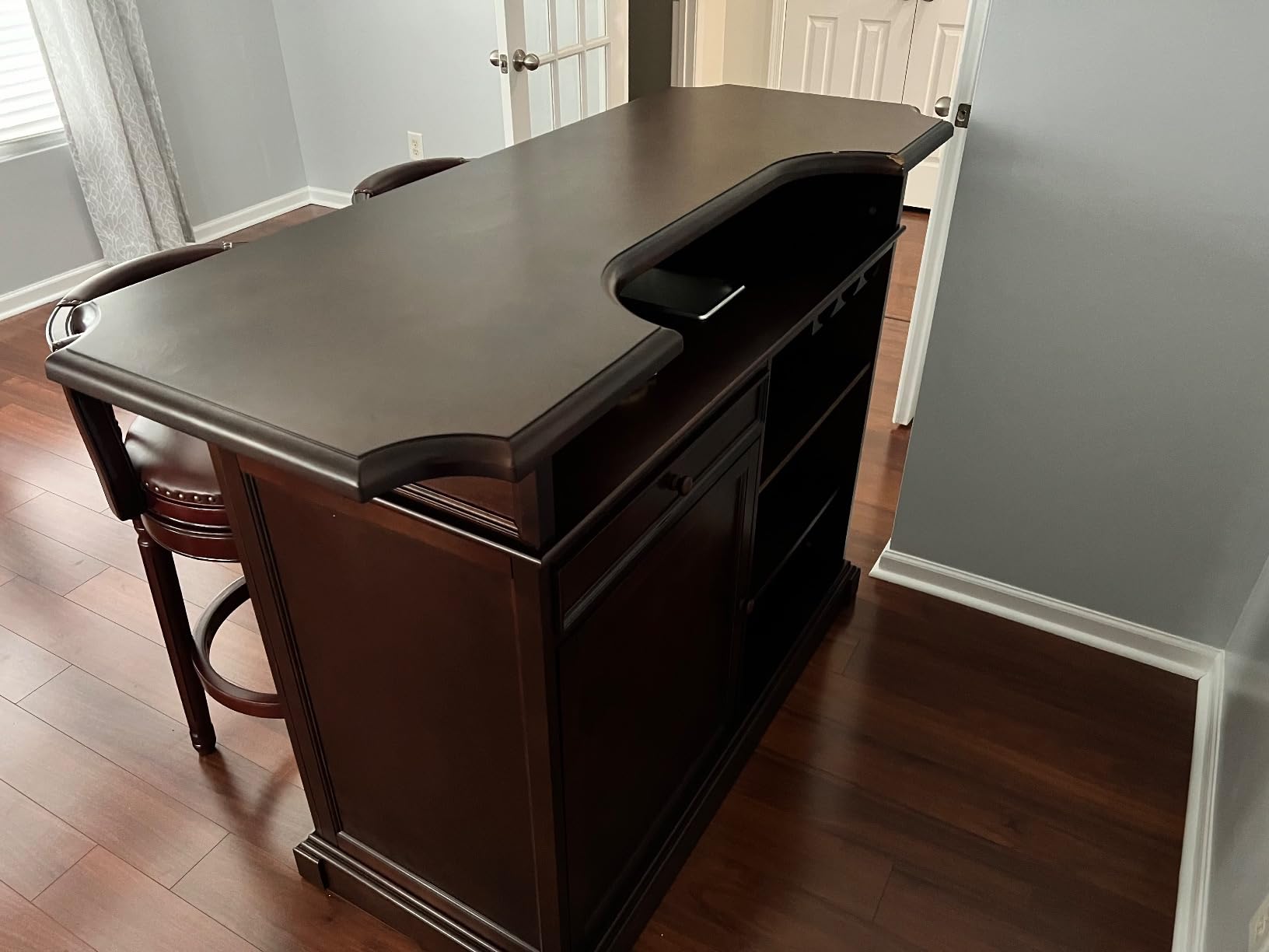 Hathaway Ridgeline 60-in Hardwood Home Bar with Storage - Mahogany Finish customer photo 2