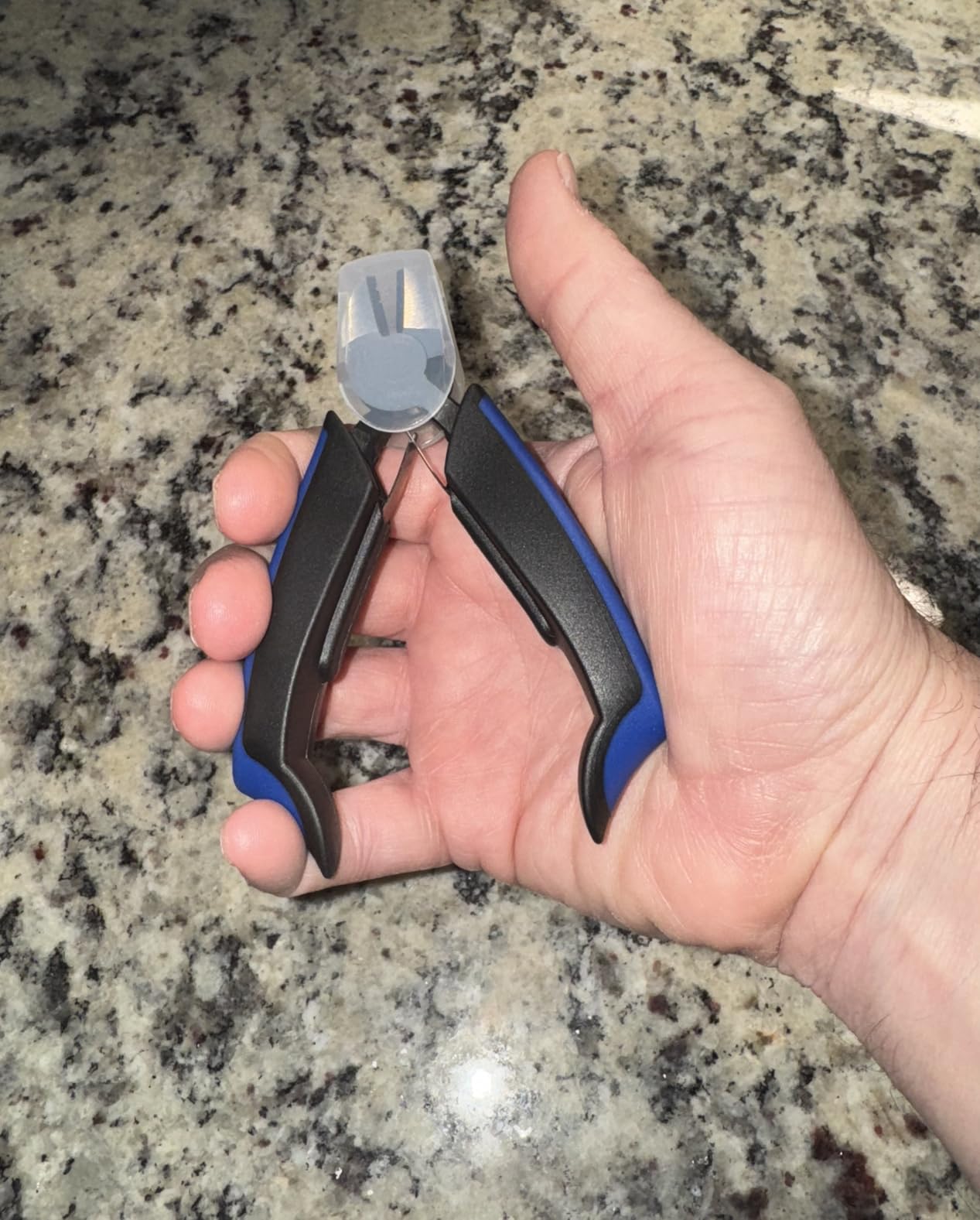 MusicNomad GRIP Cutter - Premium String Cutter for Guitar, Bass, Ukulele and All String Instruments (MN226) customer photo 1