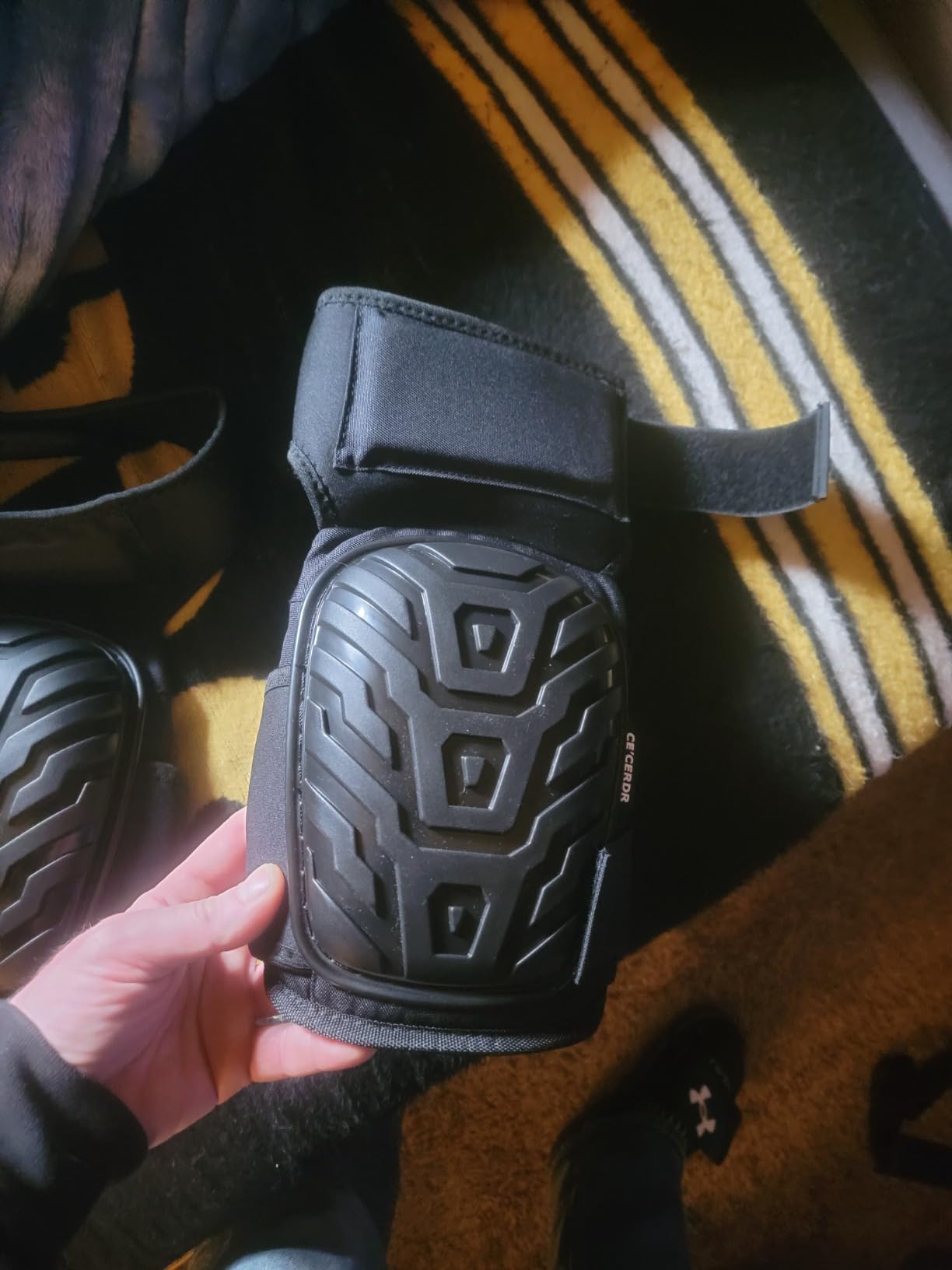 CE' CERDR Professional Knee Pads for Work - Heavy Duty Foam Padding Kneepads for Construction, Gardening, Flooring with Comfortable Gel Cushion to Save Your Knees customer photo 1