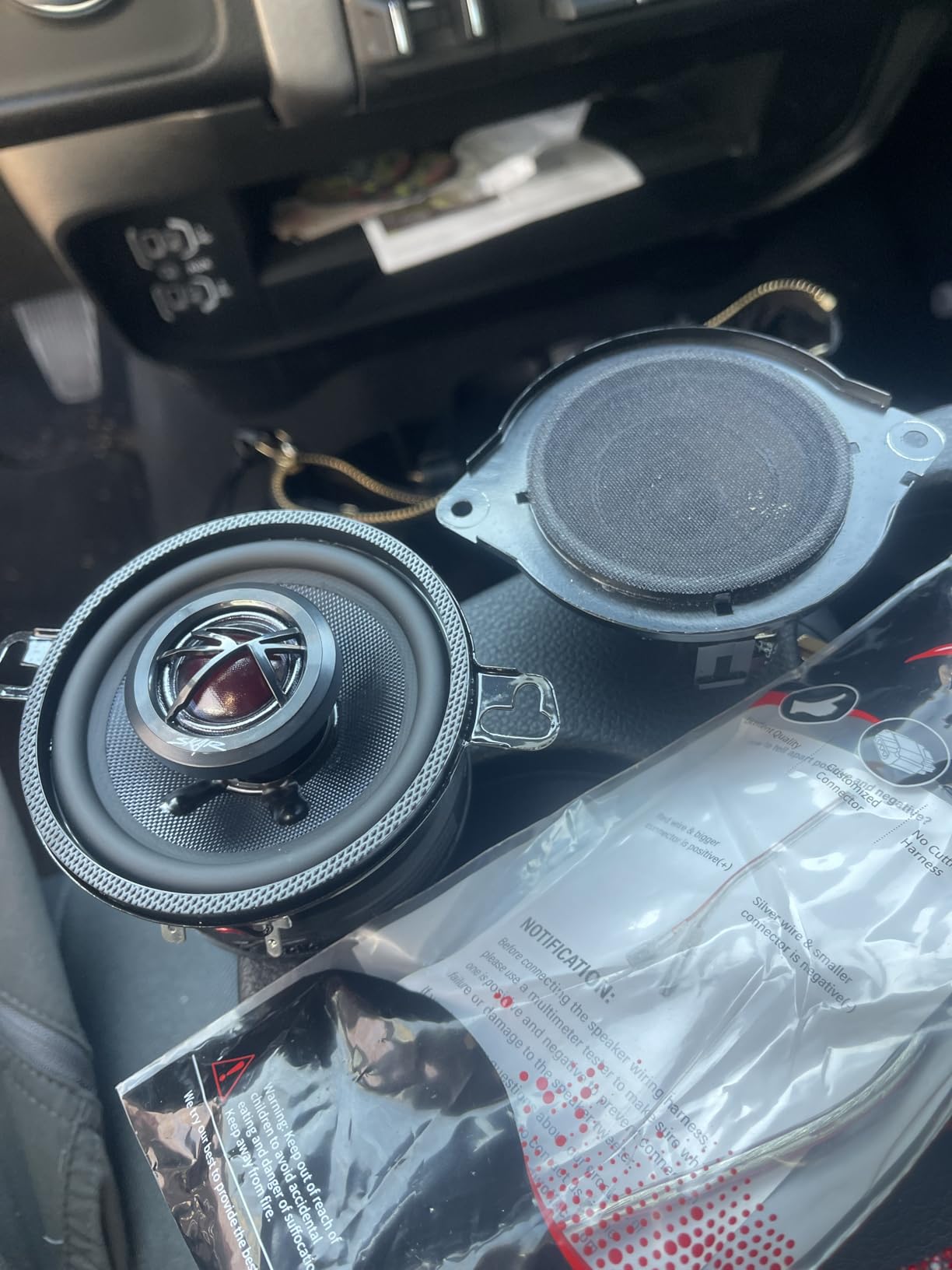 Skar Audio TX-T 1-Inch 240 Watt Max Power Neodymium Silk Dome Tweeters, Pair customer photo 2