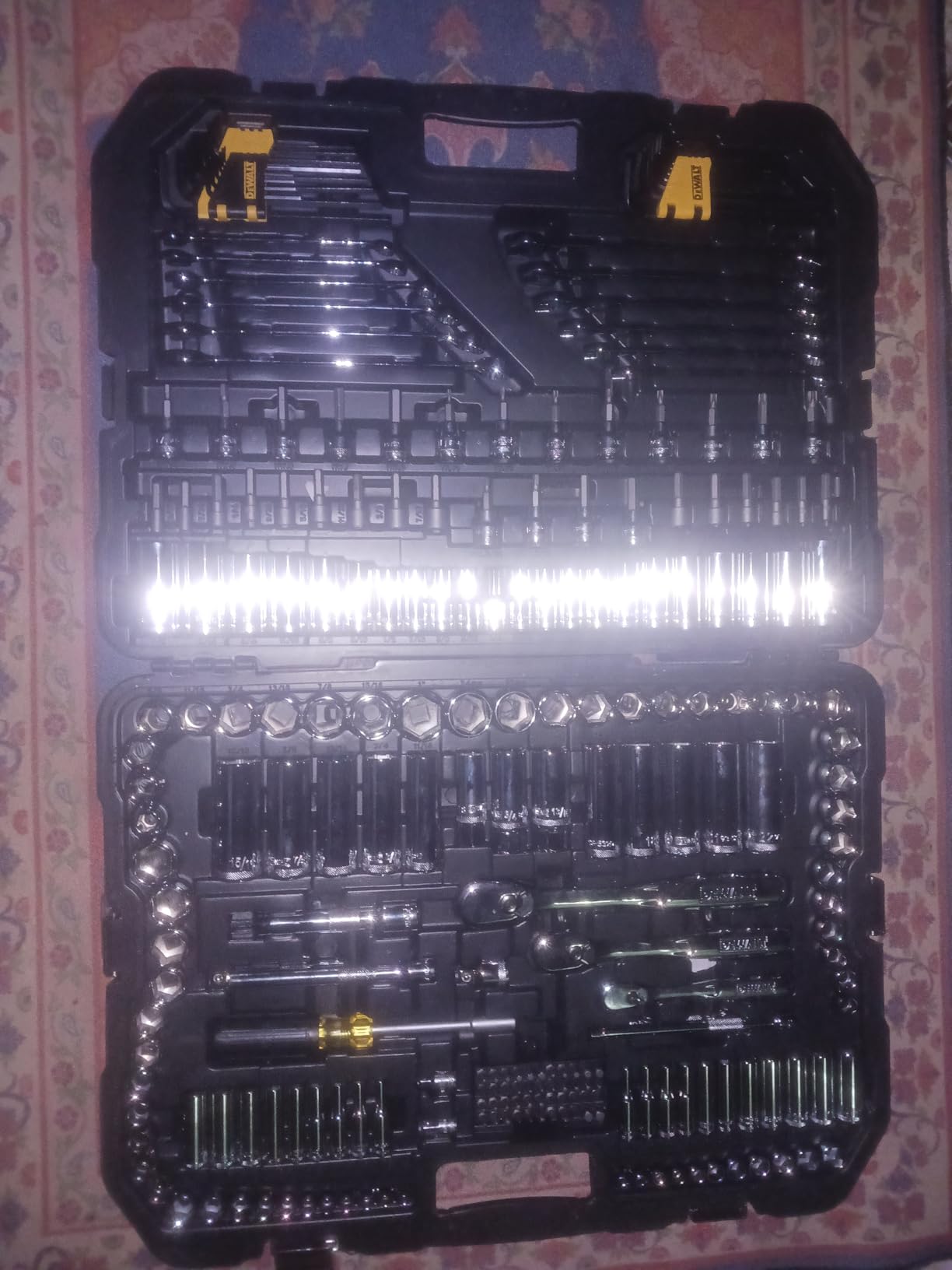DEWALT Mechanic Tool Set, 247-Piece, 1/4 in., 3/8 in. and 1/2 in. Drive, SAE, Ratchets, Sockets, Hex Keys, Combination Wrenches, Polish Chrome Finish (DWMT81535) customer photo 1