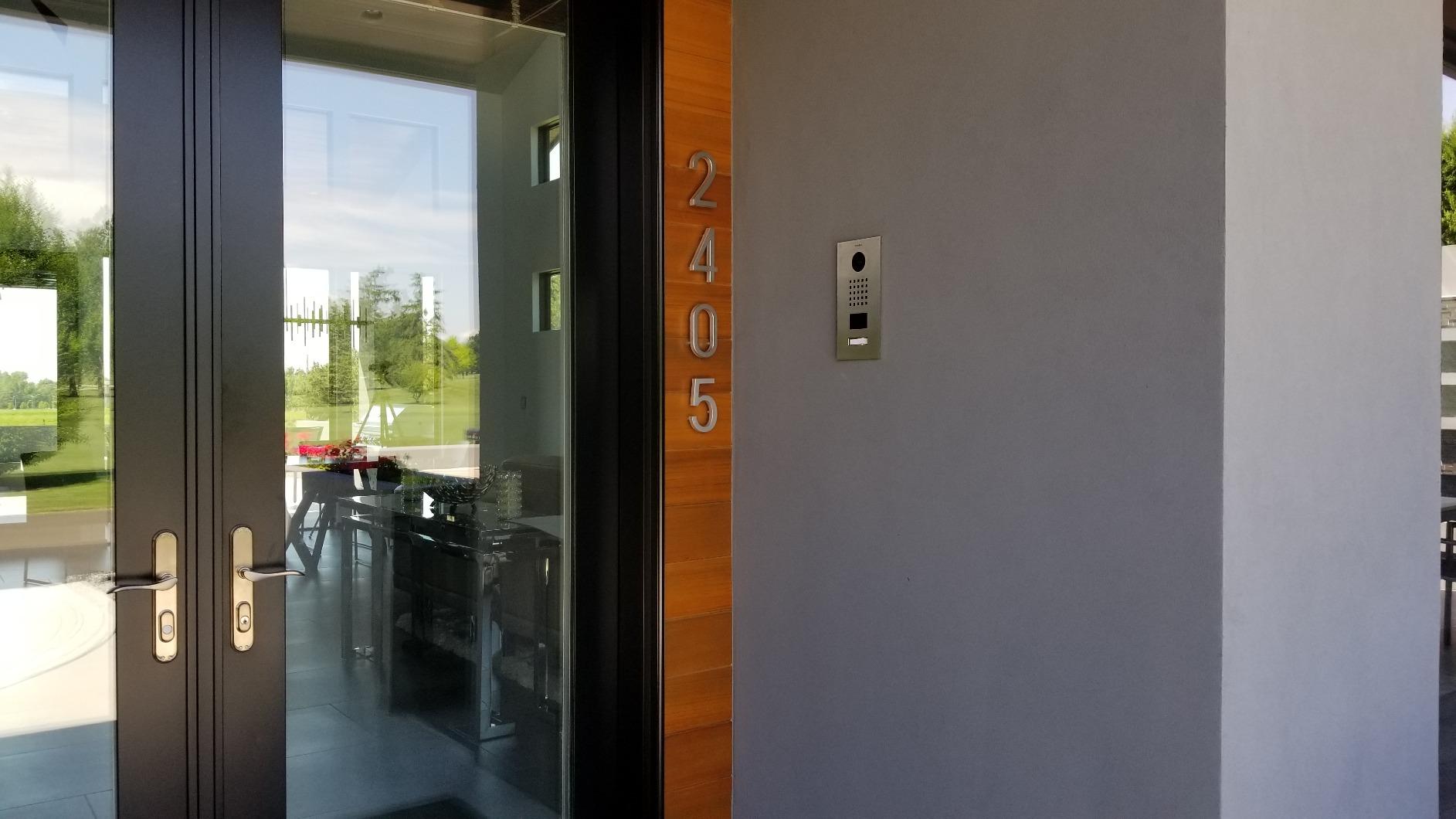 DoorBird IP Video Intercom Door Station, V2A, 1 Call Button customer photo 1