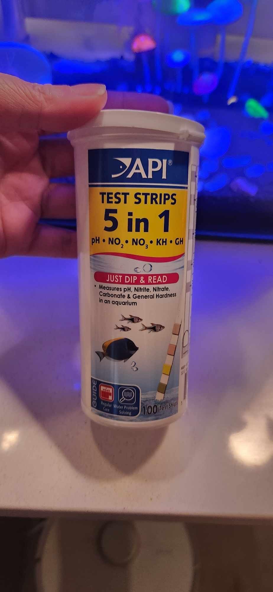API 5-IN-1 TEST STRIPS Freshwater and Saltwater Aquarium Test Strips 100-Count Box customer photo 1