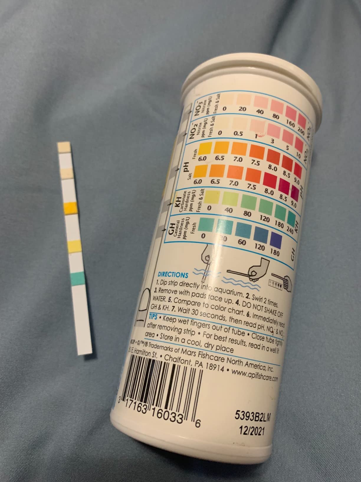 API 5-IN-1 TEST STRIPS Freshwater and Saltwater Aquarium Test Strips 100-Count Box customer photo 2