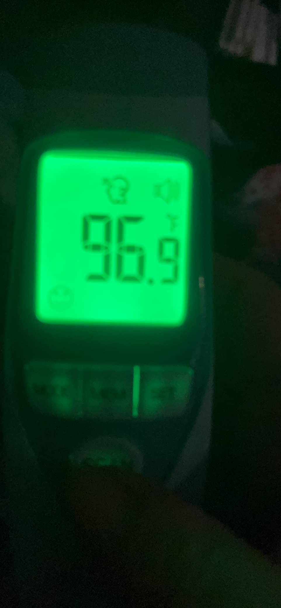 Amplim Medical Grade Forehead Thermometer for Adults, Kids, Baby, Non-Contact Digital Infrared Thermometer, Instant Read, Accurate & Fast Fever Detection, for Home, Clinic, Office Use customer photo 1