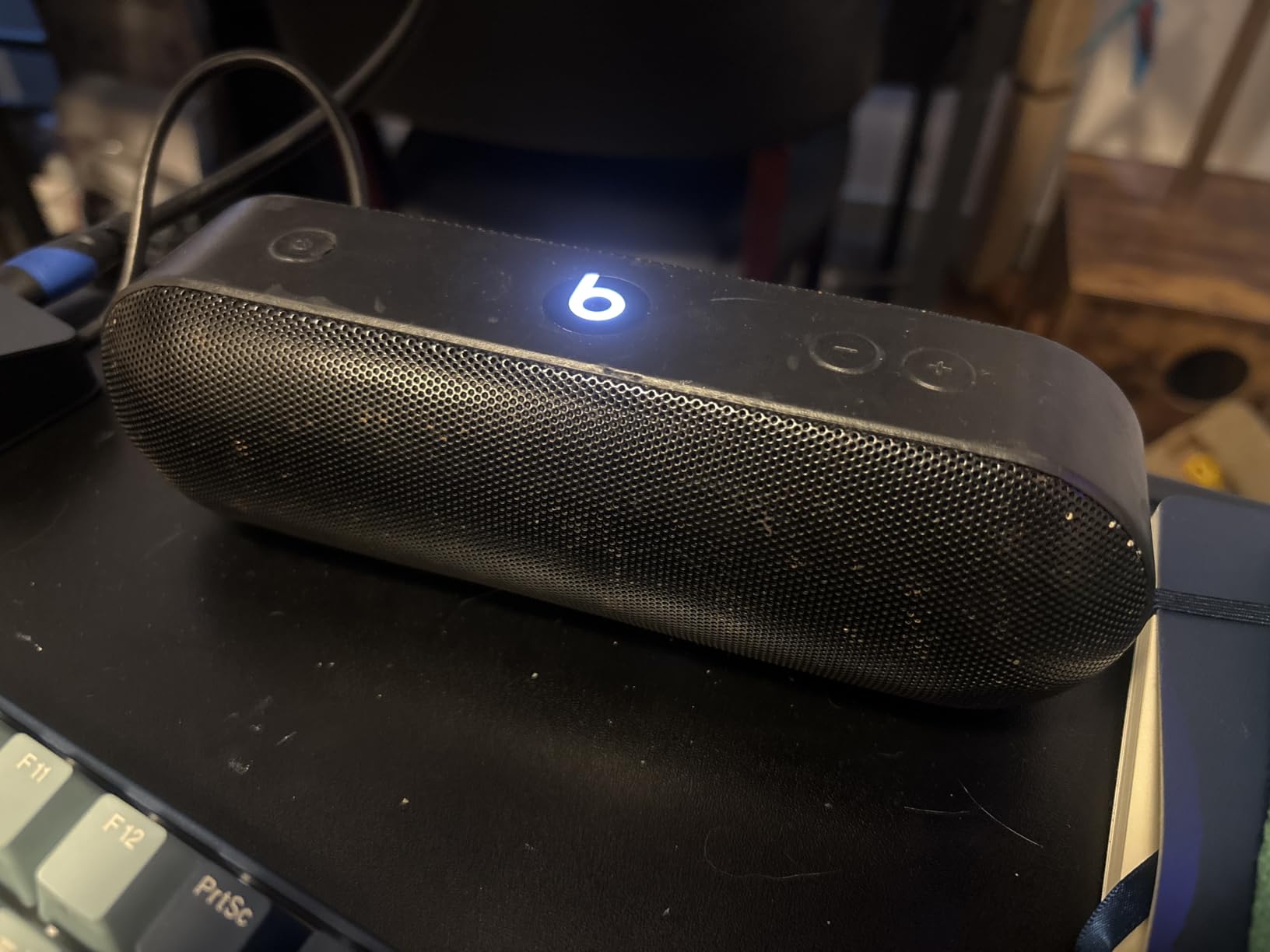 beats Pill Plus Portable Wireless Speaker - A1680 - Renewed (Renewed) customer photo 1