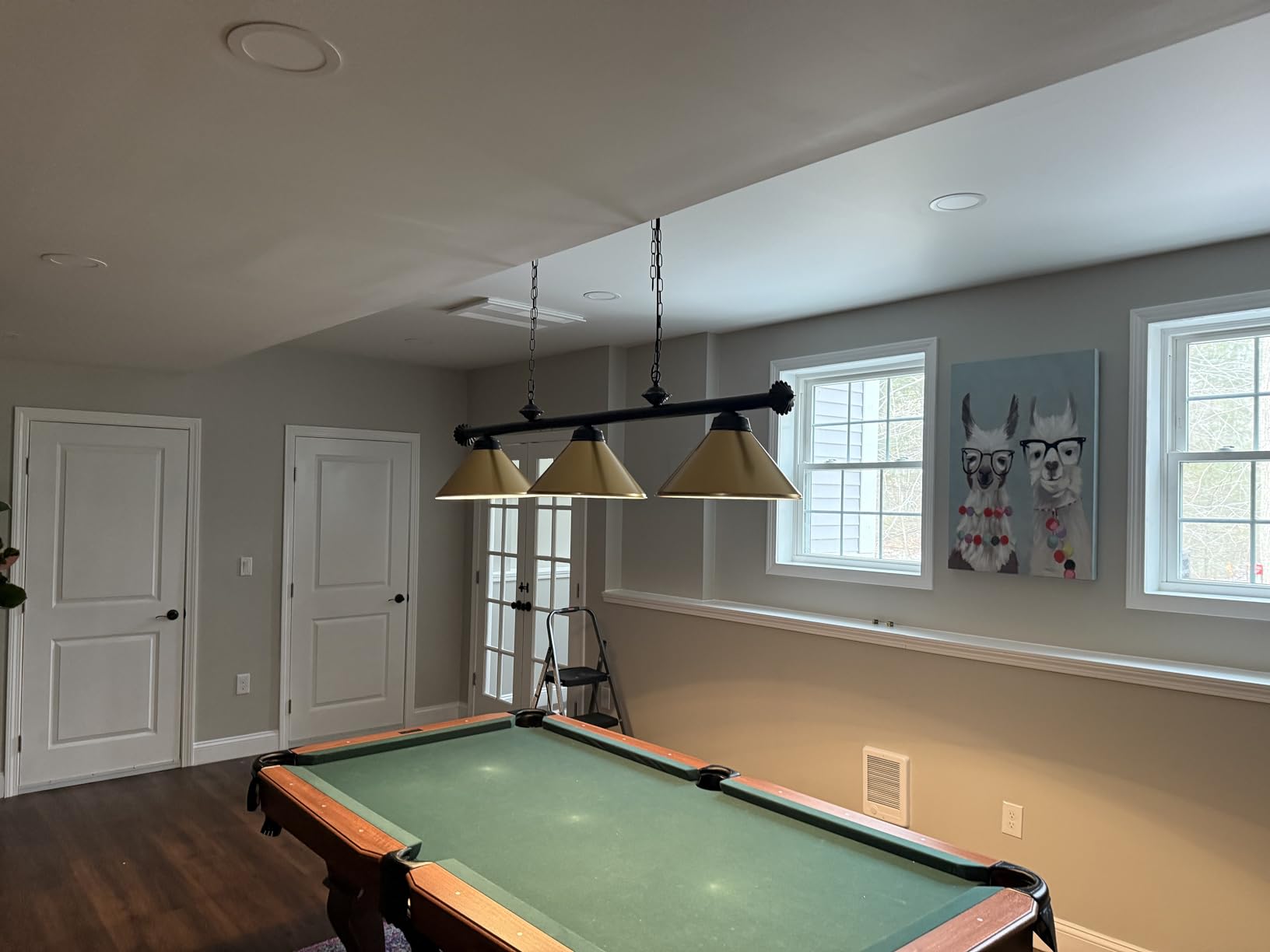 Wellmet 3 Light Pool Table Light, Vintage Retro Kitchen Island Pendant Light with Matte Black Shade, Modern Industrial Chandelier customer photo 2