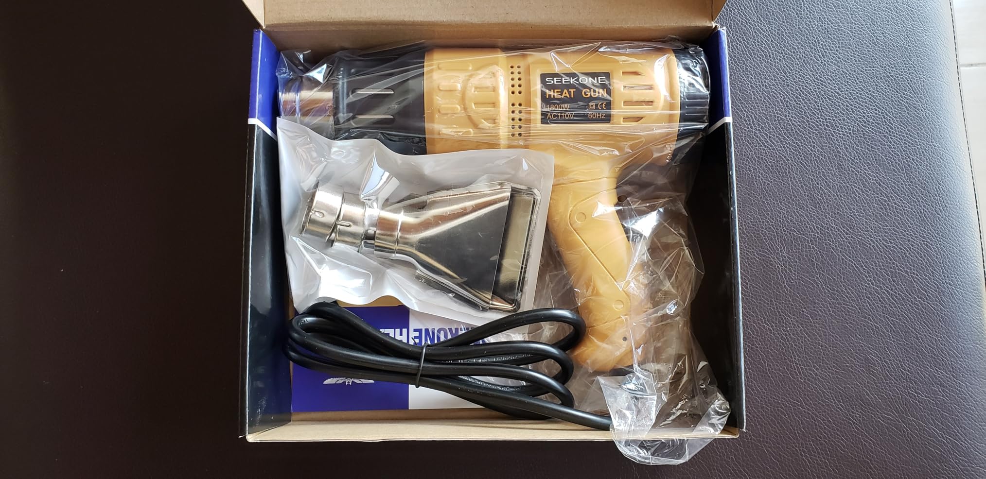 SEEKONE Heat Gun 1800W 122°F-1202°F（50℃- 650℃）Fast Heating Heavy Duty Hot Air Gun Kit Variable Temperature Control Overheat Protection with 4 Nozzles for Crafts, Shrinking PVC, Stripping Paint(5.2FT) customer photo 2