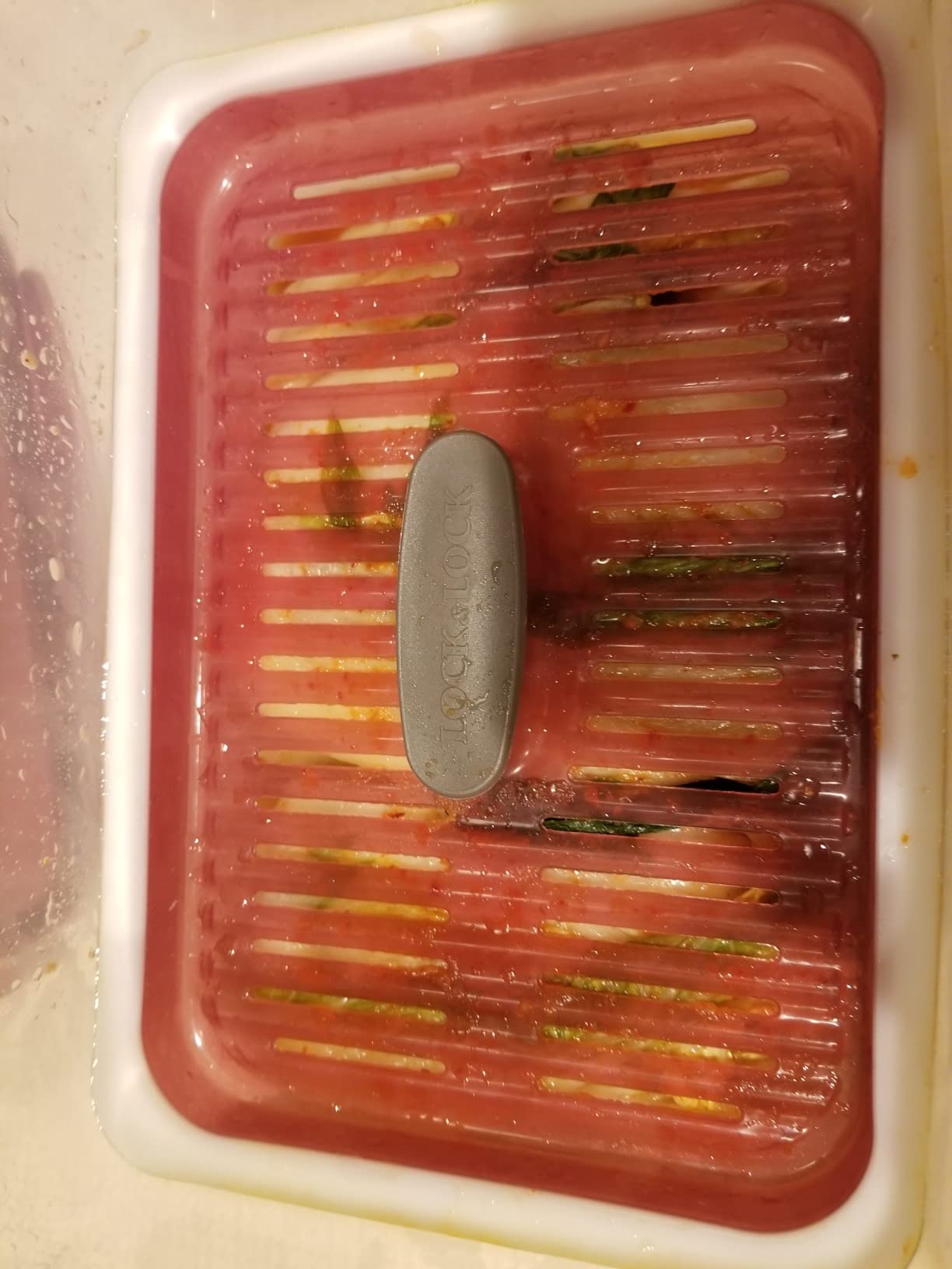 LockandLock Press Plate Leakproof Airtight Pickle Kimchi Container 4.5L / 152oz BPA Free One Handle Clear Body Maintain Fresher Taste customer photo 2