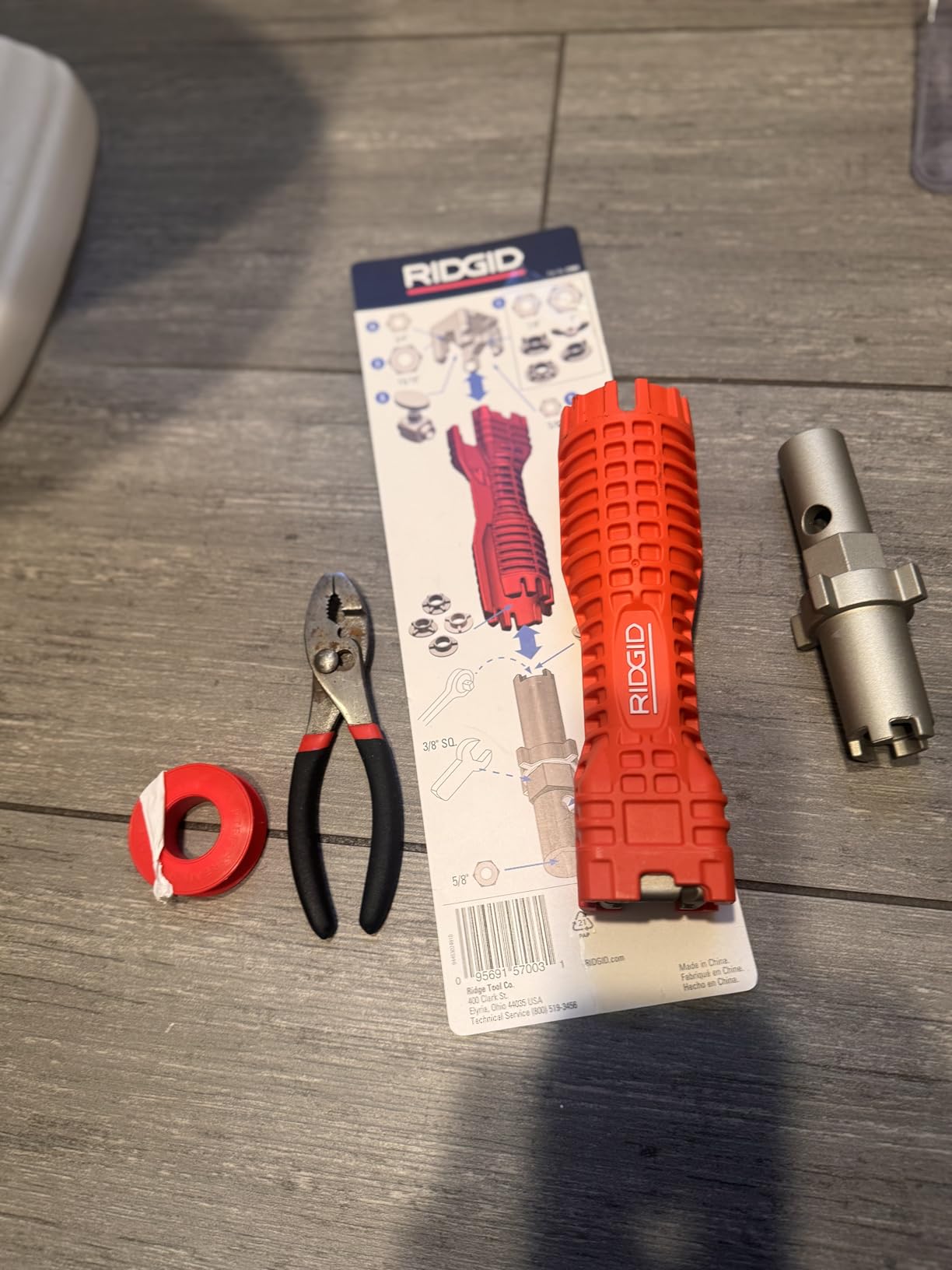 RIDGID 57003 EZ Change Plumbing Wrench Faucet Installation and Removal Tool customer photo 1