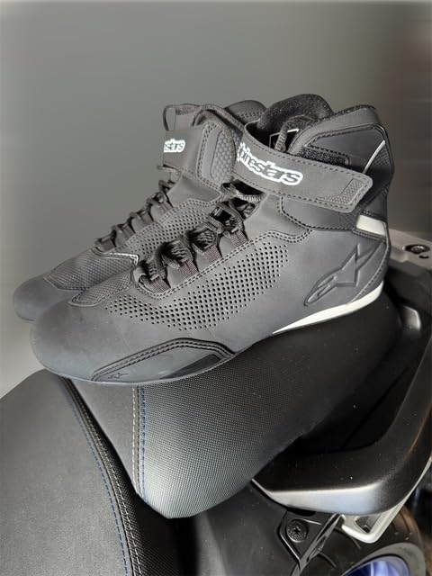Alpinestars 25156181095 Men's Sektor Vented Street Motorcycle Shoe, Black, 9.5 customer photo 1