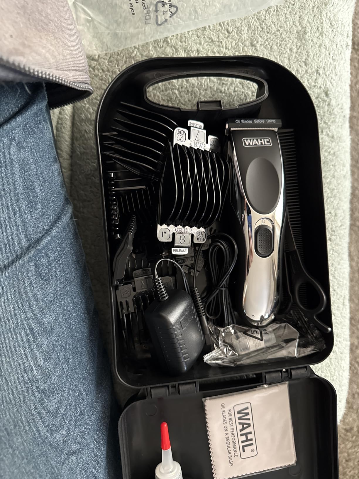 Wahl Clipper Rechargeable Cord/Cordless Haircutting & Trimming Kit for Heads, Longer Beards, & All Body Grooming - Model 79434 customer photo 1