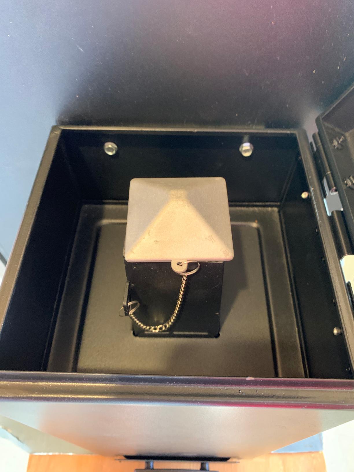 Masterbuilt Slow and Cold Smoker Accessory Attachment With Removable Ash Tray for Masterbuilt Vertical BBQ Smokers in Black, 10