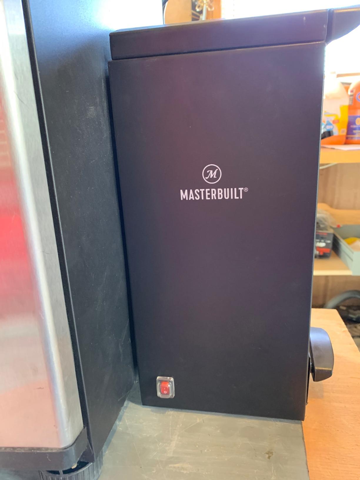 Masterbuilt Slow and Cold Smoker Accessory Attachment With Removable Ash Tray for Masterbuilt Vertical BBQ Smokers in Black, 10