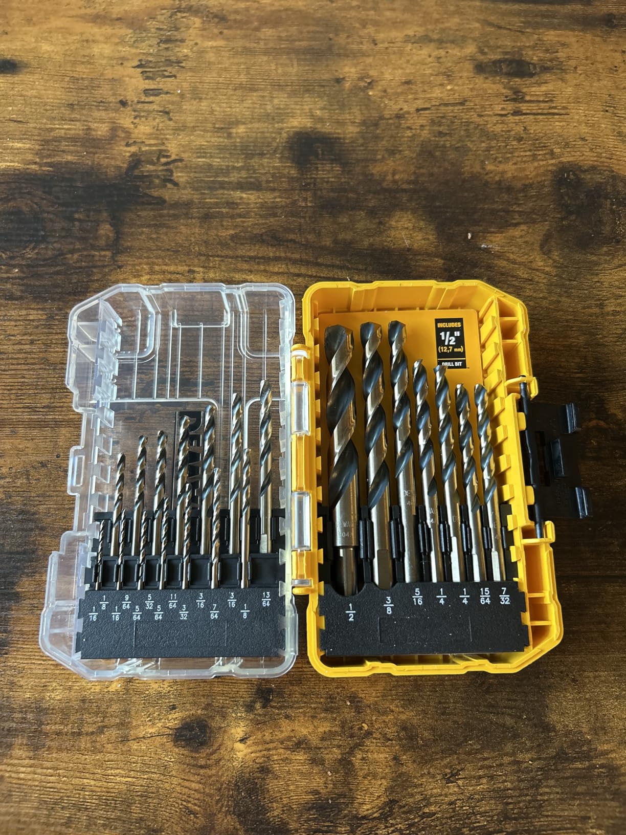 DEWALT Drill Bit Set, 21 Pc High Speed Steel DEWALT Bits, Black and Gold Oxide Coated, 135 Degree Split Point, 31 Degree Helix (DWA1181) customer photo 1