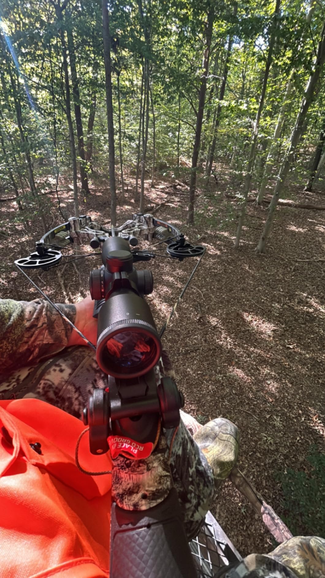 Barnett Whitetail Pro STR Crossbow, with 4x32mm Multi-Reticle Scope, Arrows, Lightweight Quiver customer photo 2