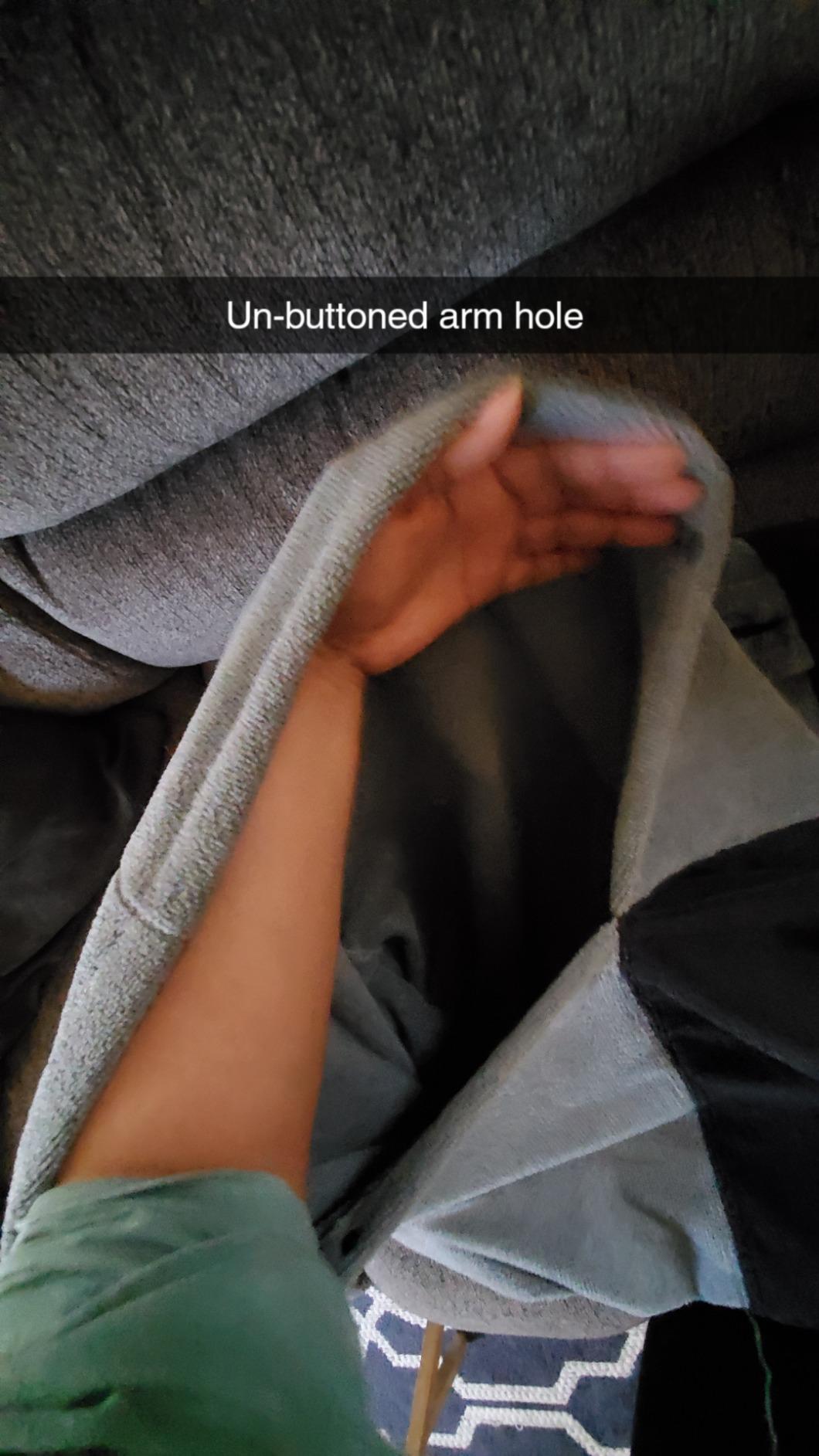 Vulken Extra Large Thick Hooded Beach Towel Changing Robe. Surf Poncho Men for Easy Change in Public. Quick Dry Microfiber Towelling for the Beach, Pool, Lake, Water Park. L/XL customer photo 2