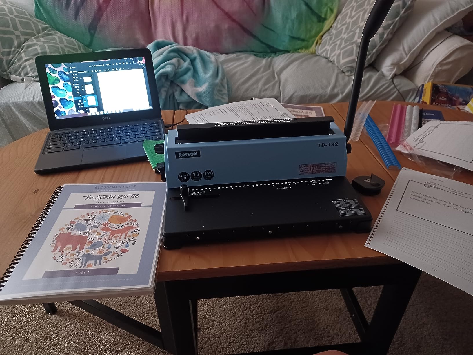 Rayson TD-132 Wire Binding Machine, 32-Hole Spiral Coil Binder, 3:1 Pitch, Punches 12 Sheets, Binds up to 120 Sheets customer photo 1