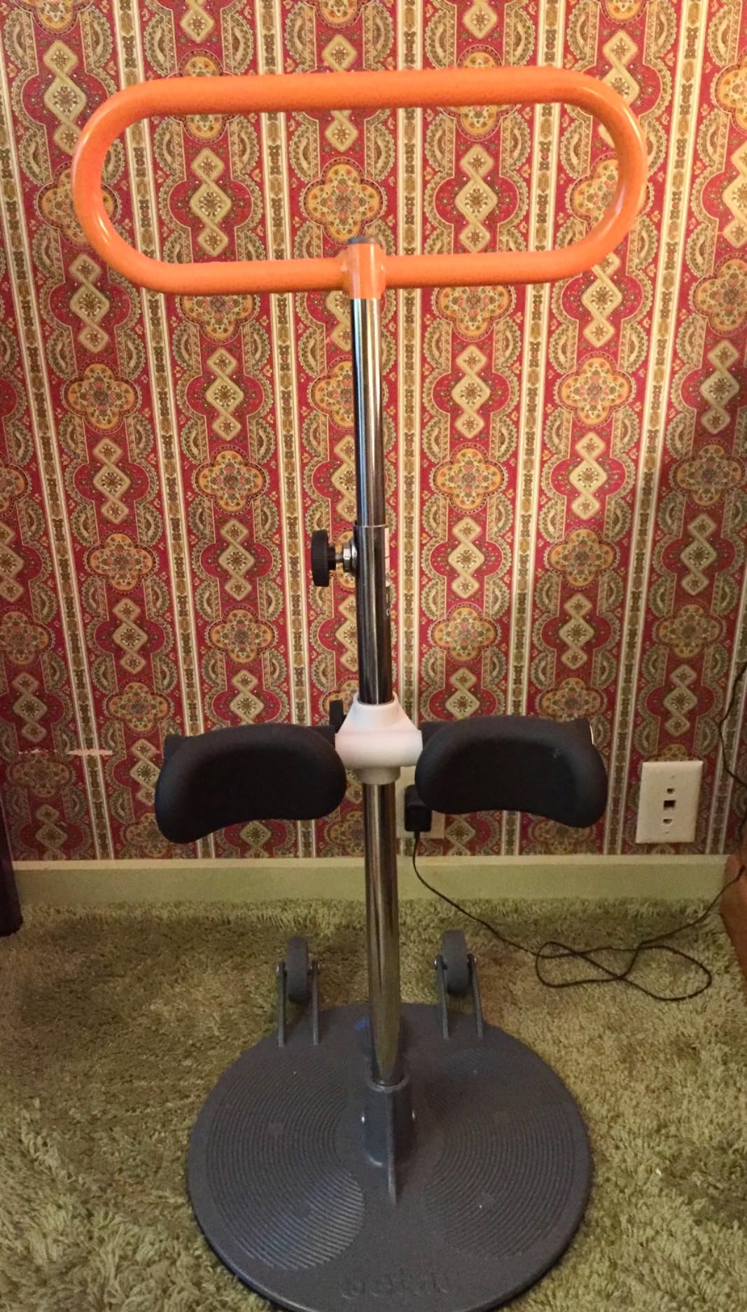 Etac Turner PRO Patient Transfer Aid - Sit to Stand Lift for Elderly with High Safe Working Load (440 lbs) - Patient Lift and Mobility Assist for Safer Transfers with Platform Disc & Anti-Slip Bottom customer photo 2