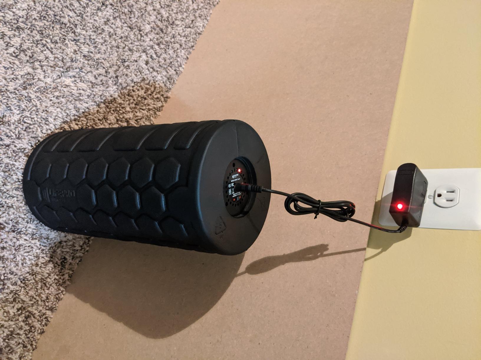 Lifepro 4-Speed Vibrating Massage Ball - Peanut Massager and Vibrating Foam Roller for Fitness, Mobility, and Relaxation - Compact and Portable Design customer photo 1
