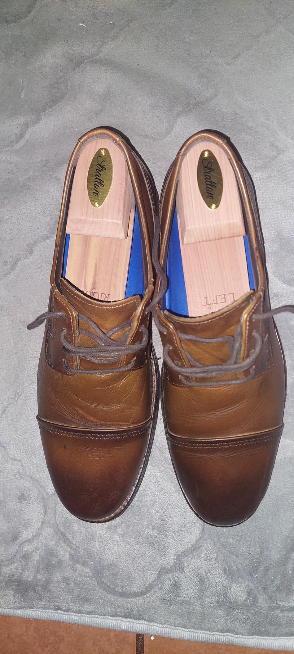 Cedar Shoe Tree - Shoe Trees for Men & Women, Sneakers, Widener & Shaper | GROWN IN USA customer photo 1