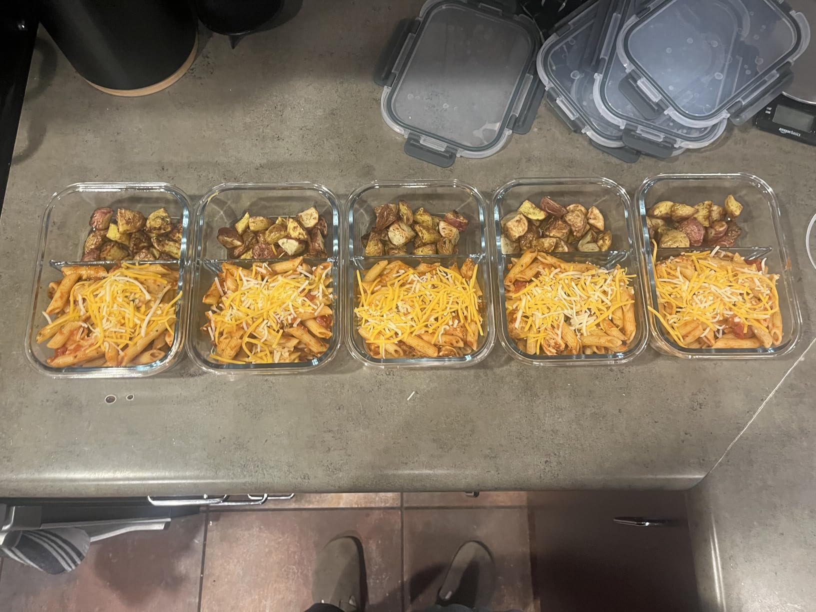 M MCIRCO [5-Pack,36 Oz] Glass Meal Prep Containers 2 Compartments Portion Control with Upgraded Snap Locking Lids Glass Food Storage Containers, Microwave, Oven, Freezer and Dishwasher customer photo 2