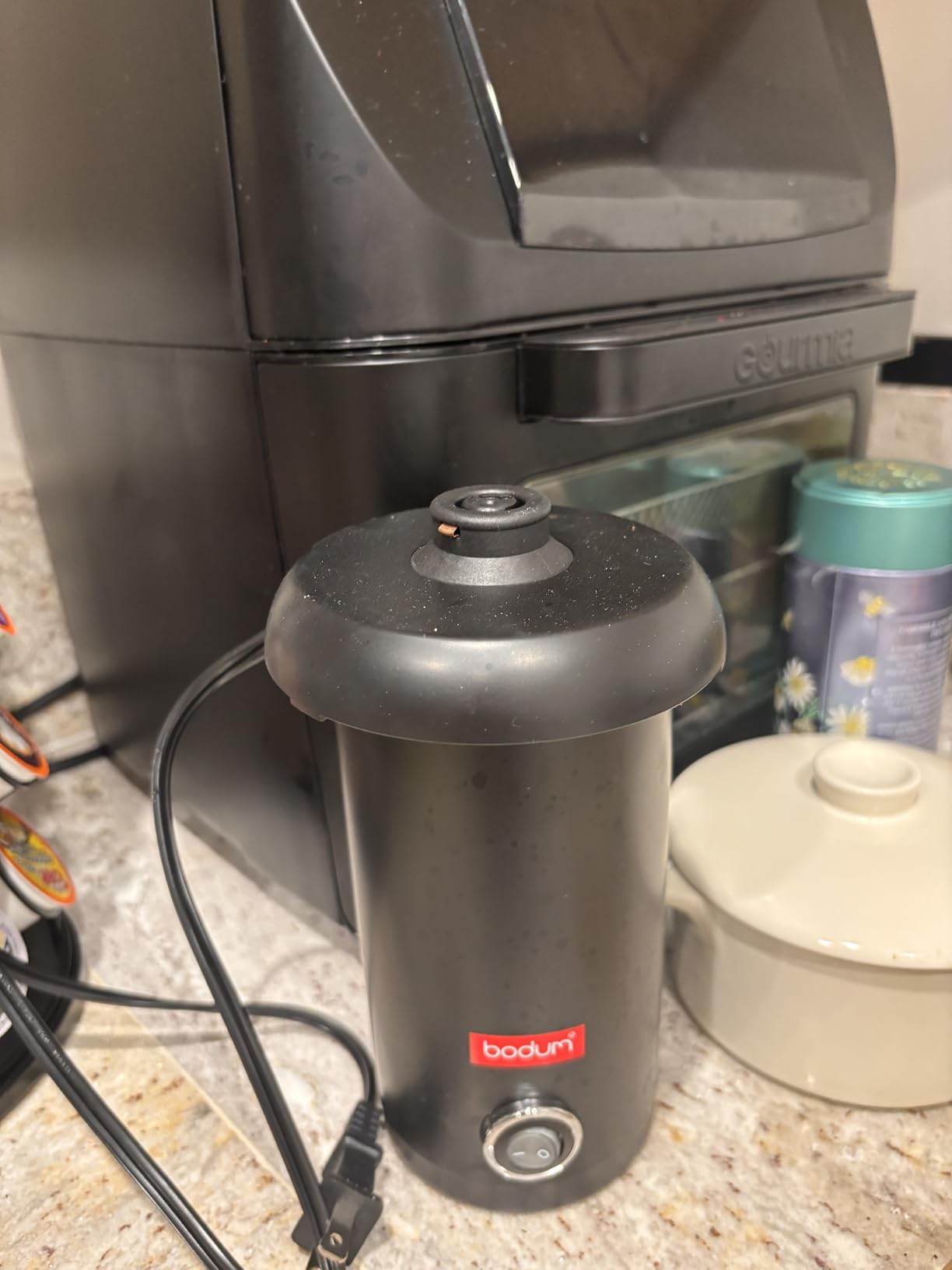 Bodum 10oz Bistro Electric Milk Frother, Black customer photo 1