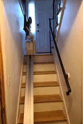 Universal Stair Lift - 350lb Capacity - Folds Flat to Wall - Includes Warranty customer photo 1