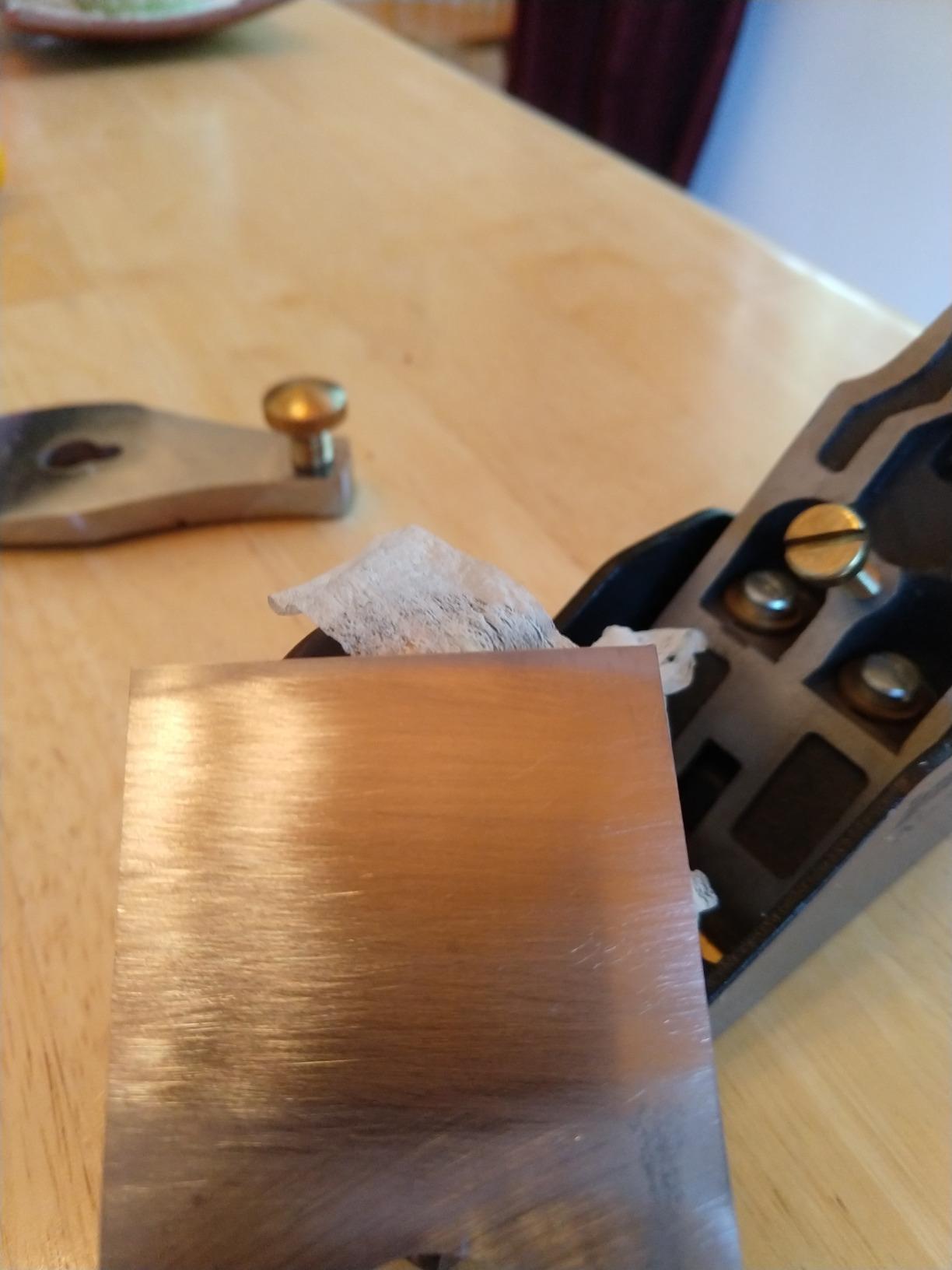 Taytools 469614 Smoothing Bench Hand Plane #4, 9-3/4 Inch Sole, Ductile Cast Body, Lapped Sides and Bottom, Blade RHC 55-60, Sapele Handle and Tote customer photo 1