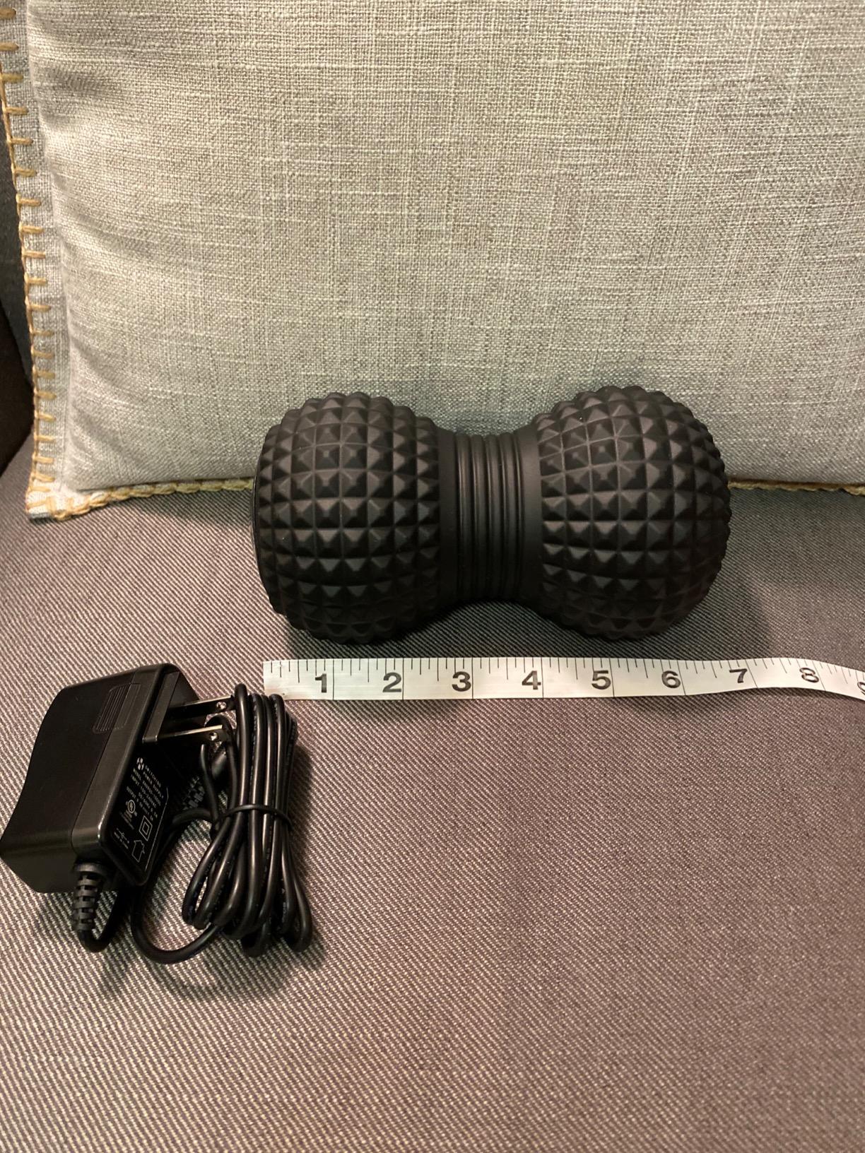 Peanut Electric Vibrating Rechargeable Foam Roller - 4 Intensity Levels for Firm Battery-Powered Deep Tissue Recovery, Training, Massage - Therapeutic Back and Muscle Massage Roller customer photo 1