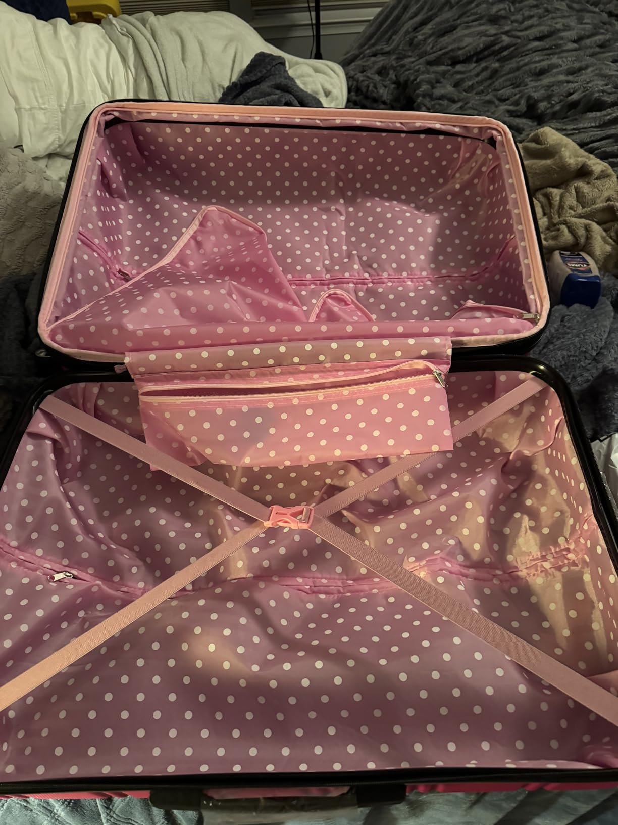 Rockland Melbourne Hardside Expandable Spinner Wheel Luggage, Magenta, Checked Large 28