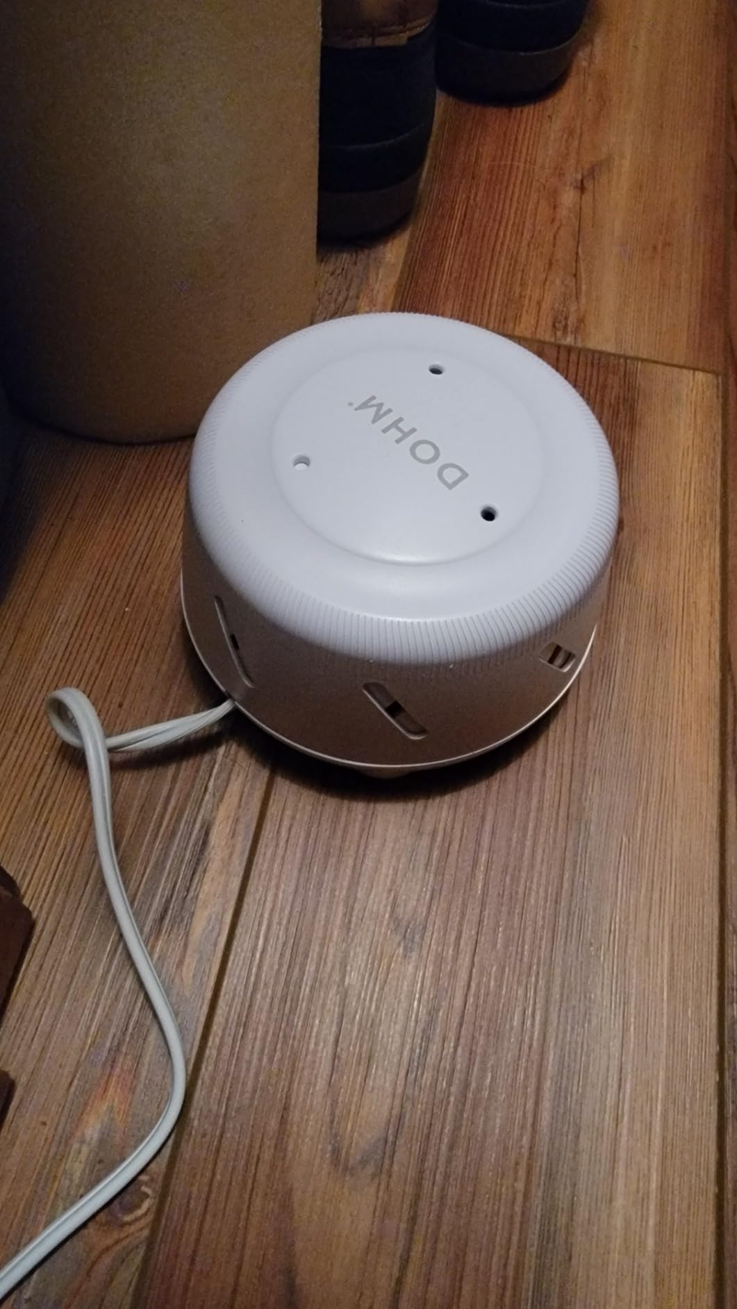 Yogasleep Dohm Uno White Noise Sound Machine, Real Fan Inside for Non-Looping White Noise, Sleep Aid, Office Privacy & Meditation for Adults & Baby, Registry Gift (White) customer photo 1