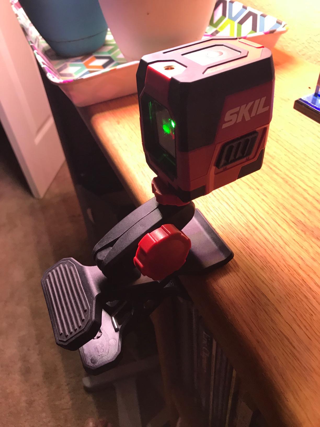 SKIL Self-Leveling Green Cross Line Laser with Projected Measuring Marks - LL932401 customer photo 1